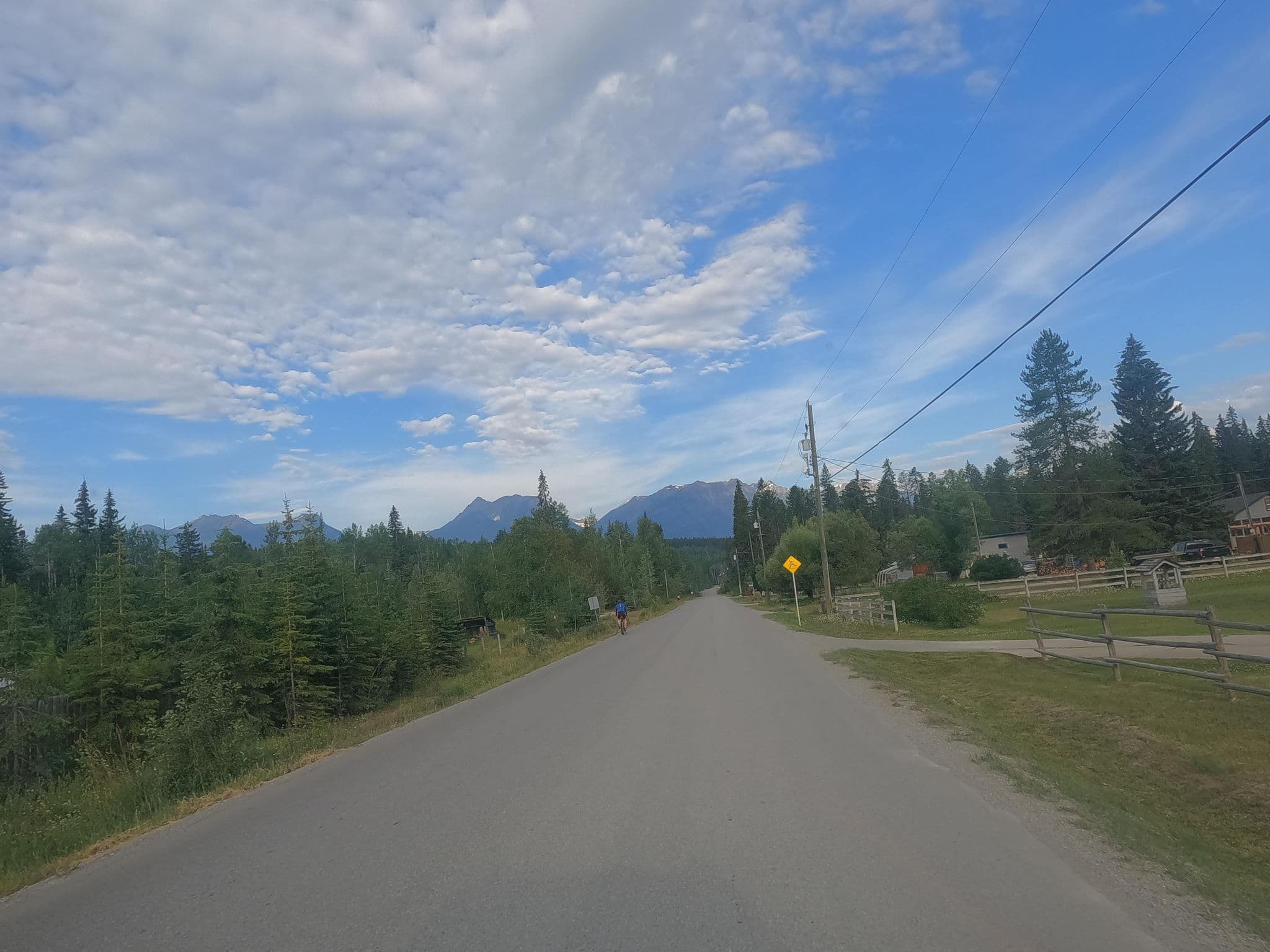 Street view near Blaeberry Valley Vacation Rentals, Golden — © rps333 (CC BY-SA · Mapillary)