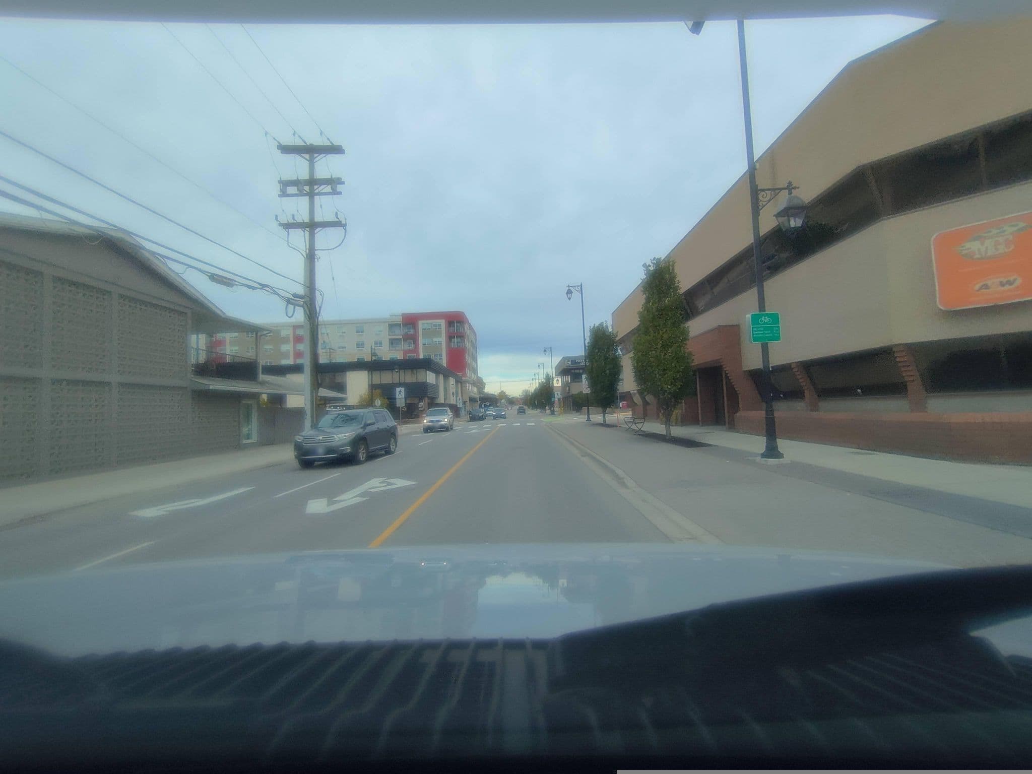 Street view near Journey Inn, Vernon — © kibour (CC BY-SA · Mapillary)