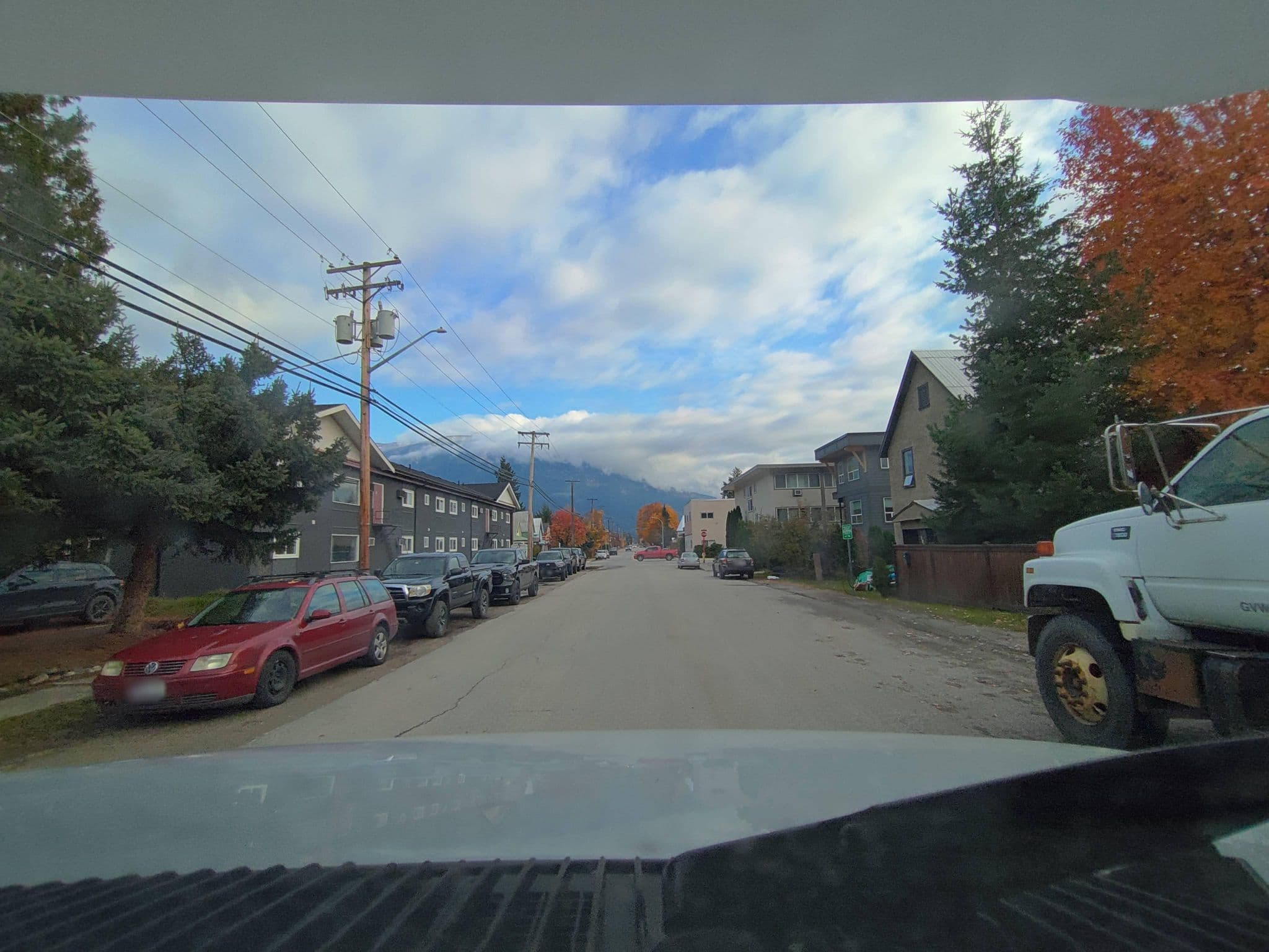 Street view near Courthouse Inn, Big Eddy — © kibour (CC BY-SA · Mapillary)