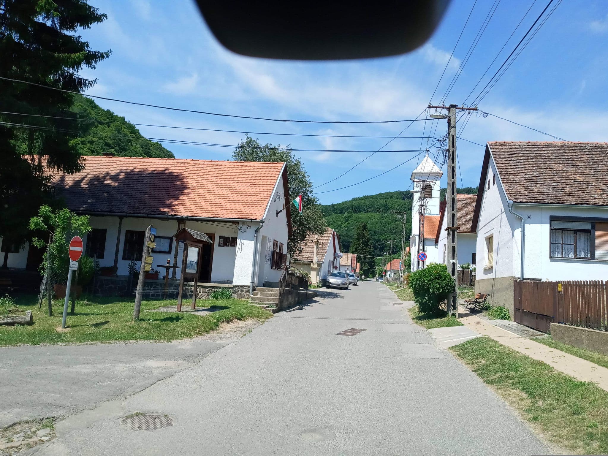 Street view near Horváth Vendégház, Mecseknádasd — © magyarsi (CC BY-SA · Mapillary)