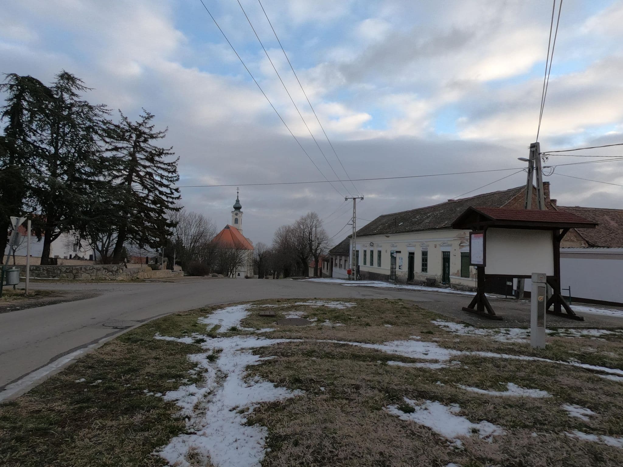 Street view near Református Ifjúsági Szálló, Pécsvárad — © tracker (CC BY-SA · Mapillary)