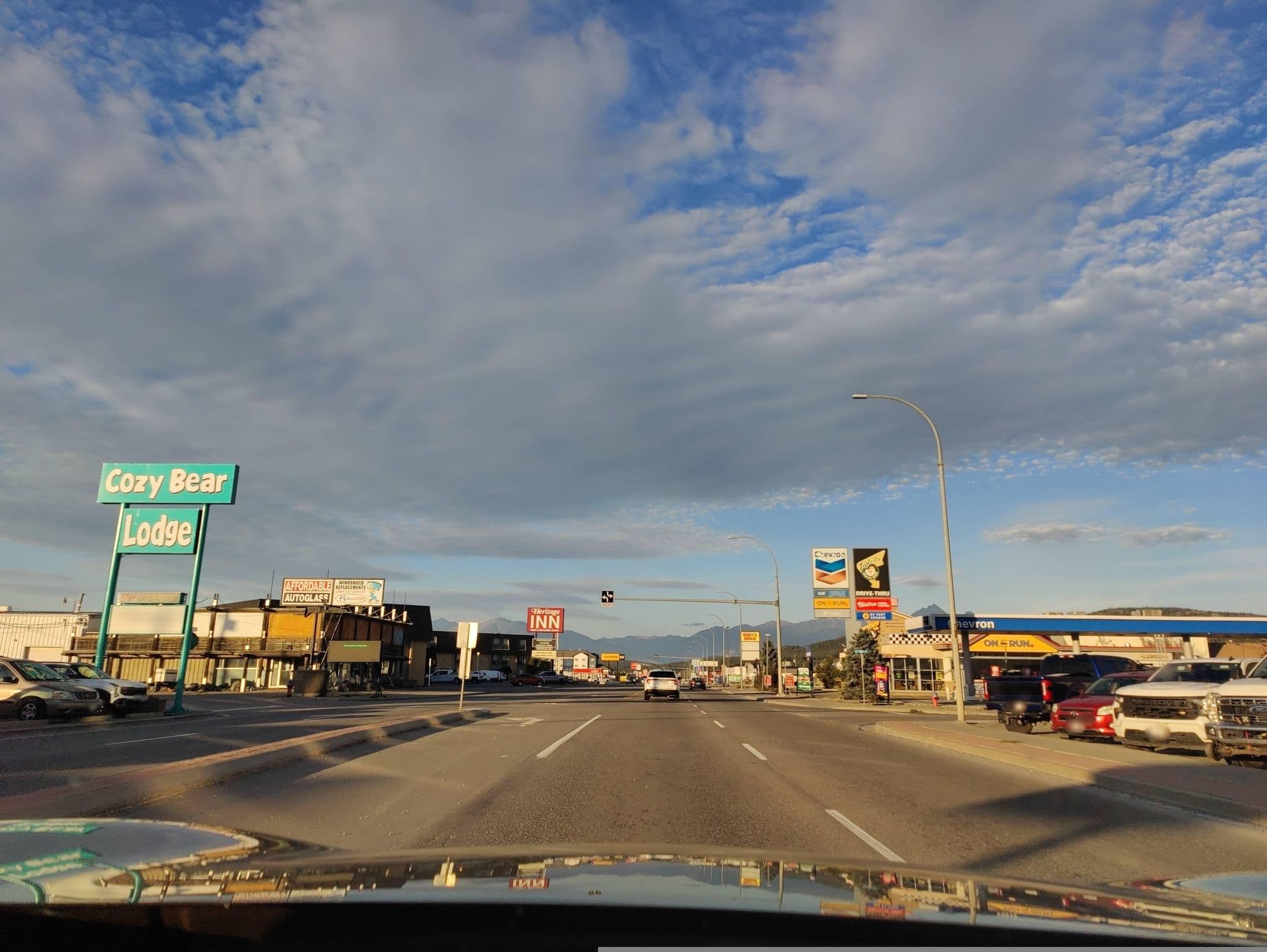Street view near Days Inn, Cranbrook — © elphix (CC BY-SA · Mapillary)