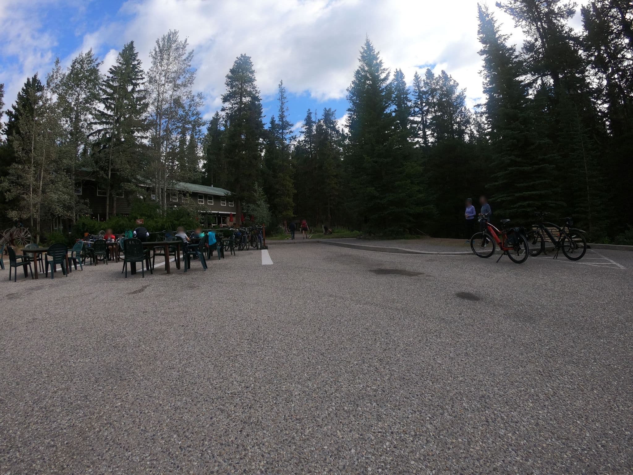 Street view near johnston canyon resort, Banff — © adamdunn (CC BY-SA · Mapillary)