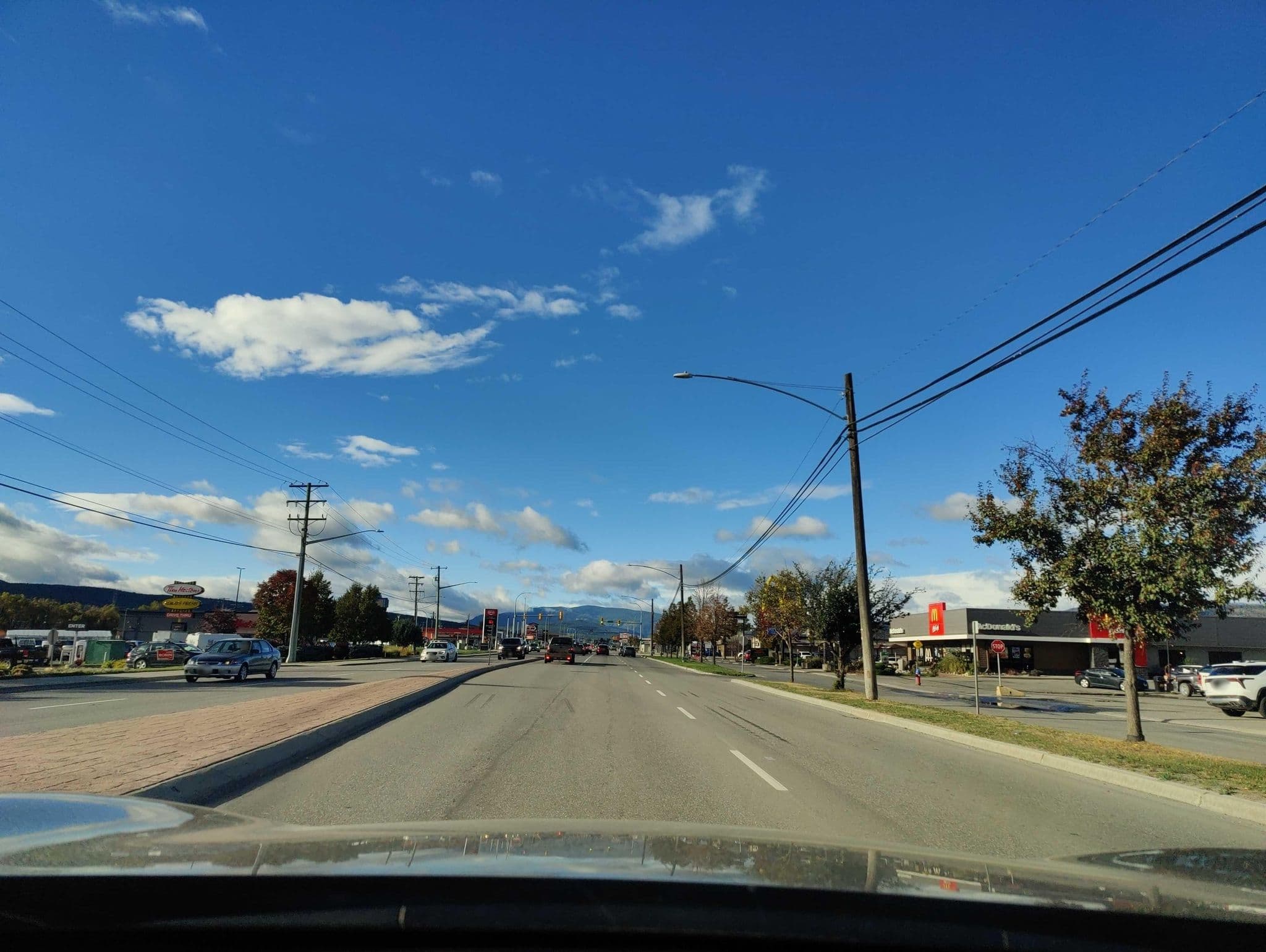 Street view near Econo Lodge Inn & Suites, Cranbrook — © elphix (CC BY-SA · Mapillary)