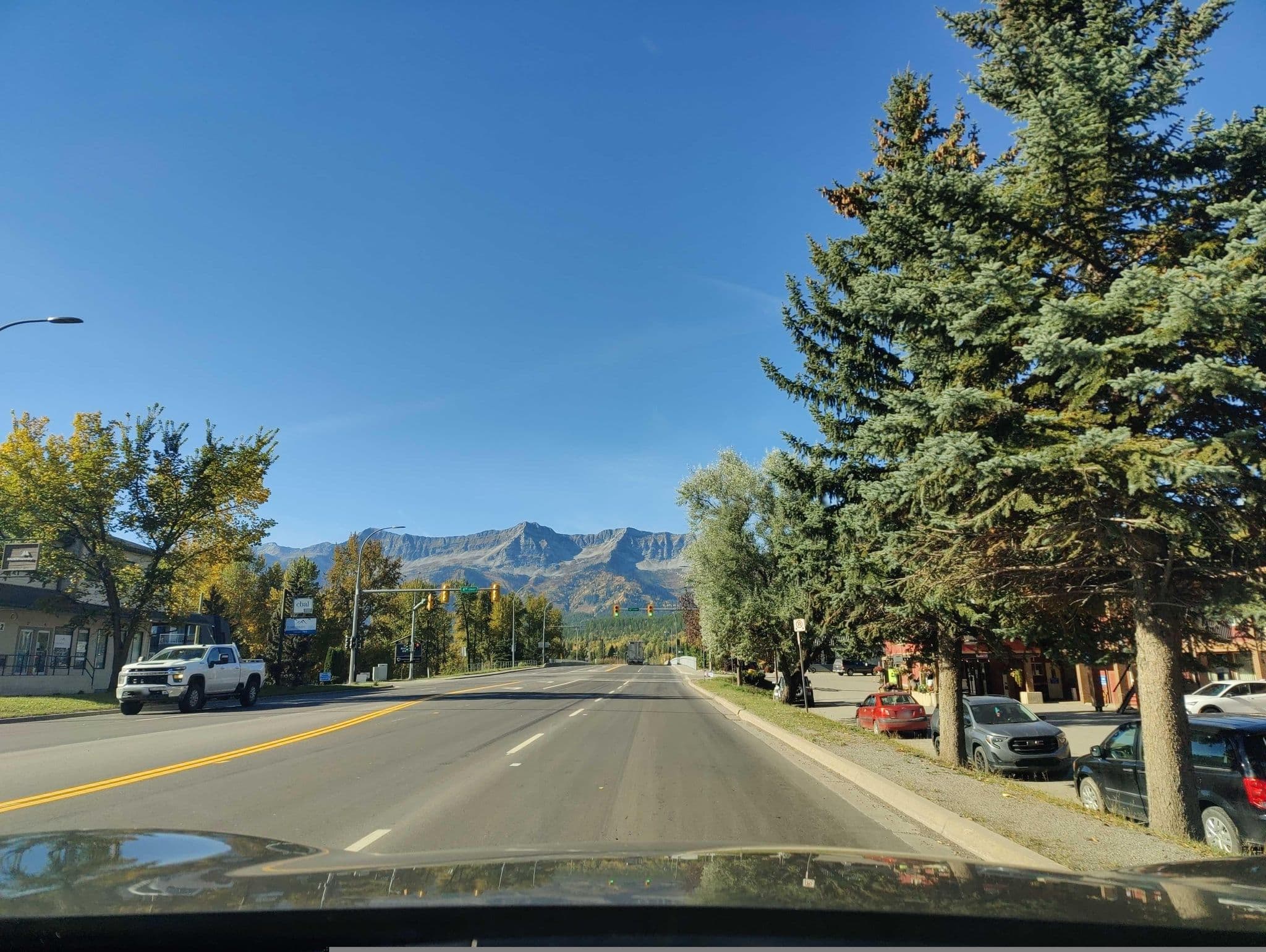 Street view near Travelodge Three Sisters Hotel Fernie, Fernie — © elphix (CC BY-SA · Mapillary)