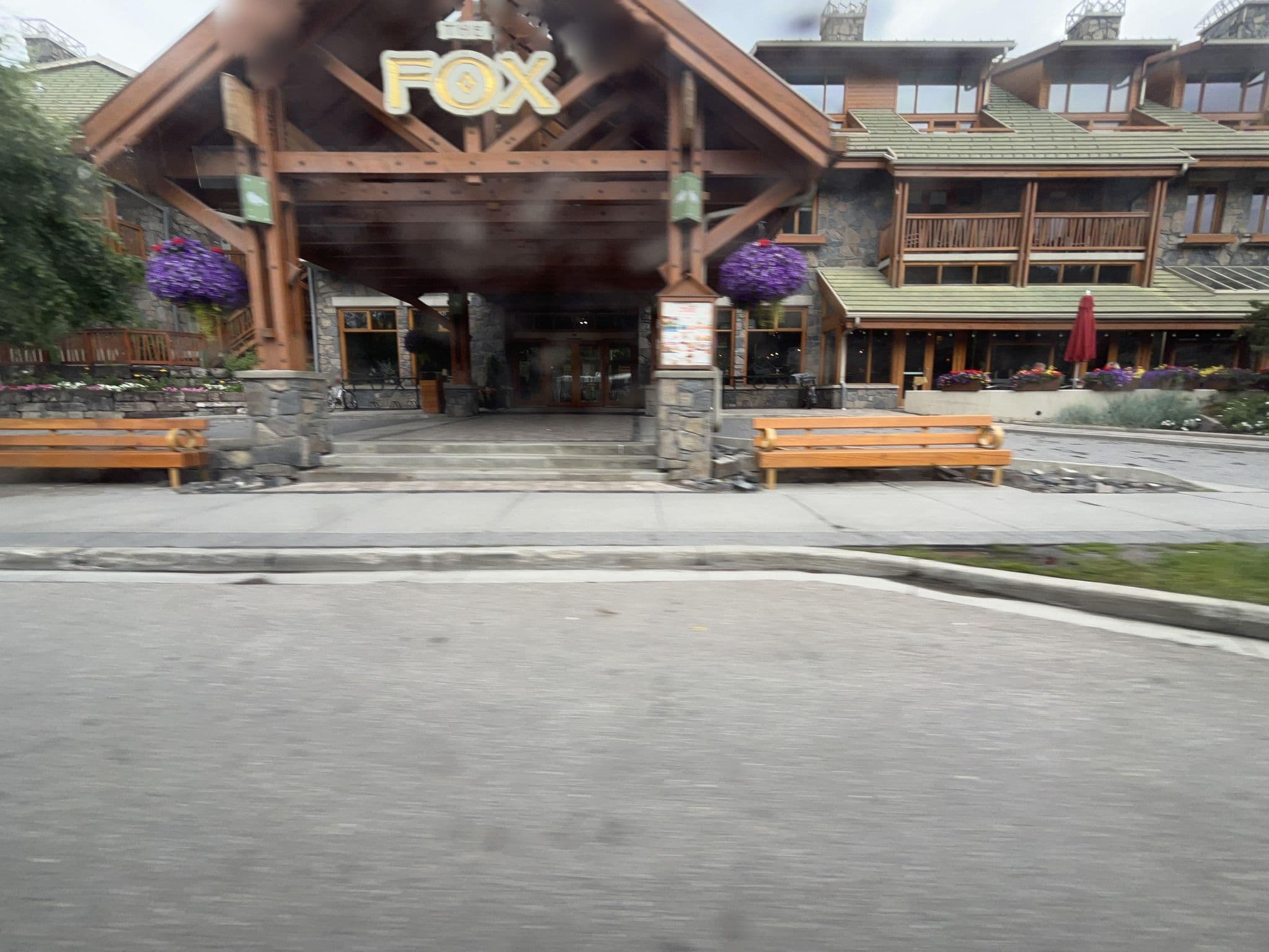 Street view near Fox Hotel & Suites, Banff — © zpk (CC BY-SA · Mapillary)