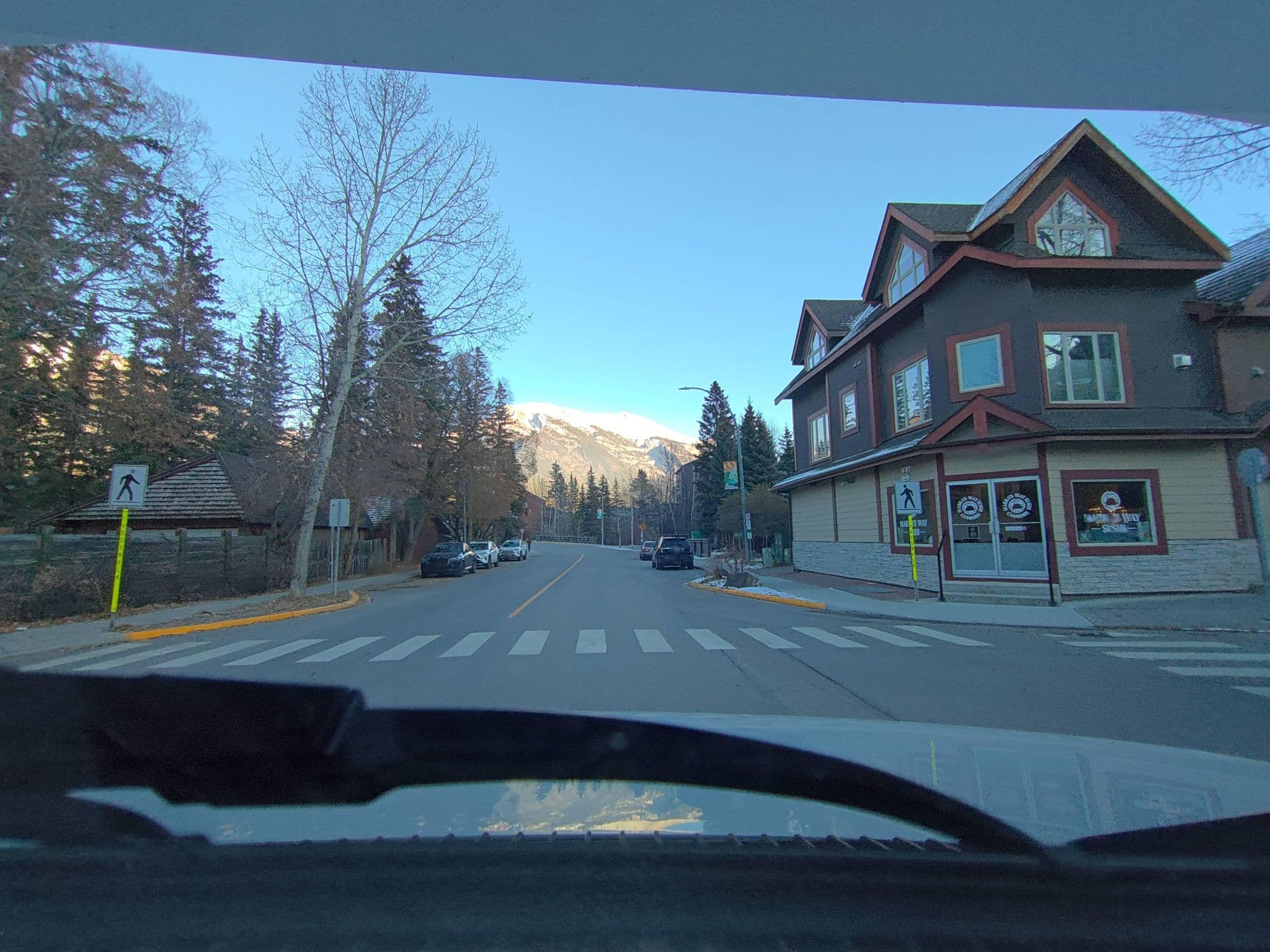 Street view near Creek House, Canmore — © kibour (CC BY-SA · Mapillary)