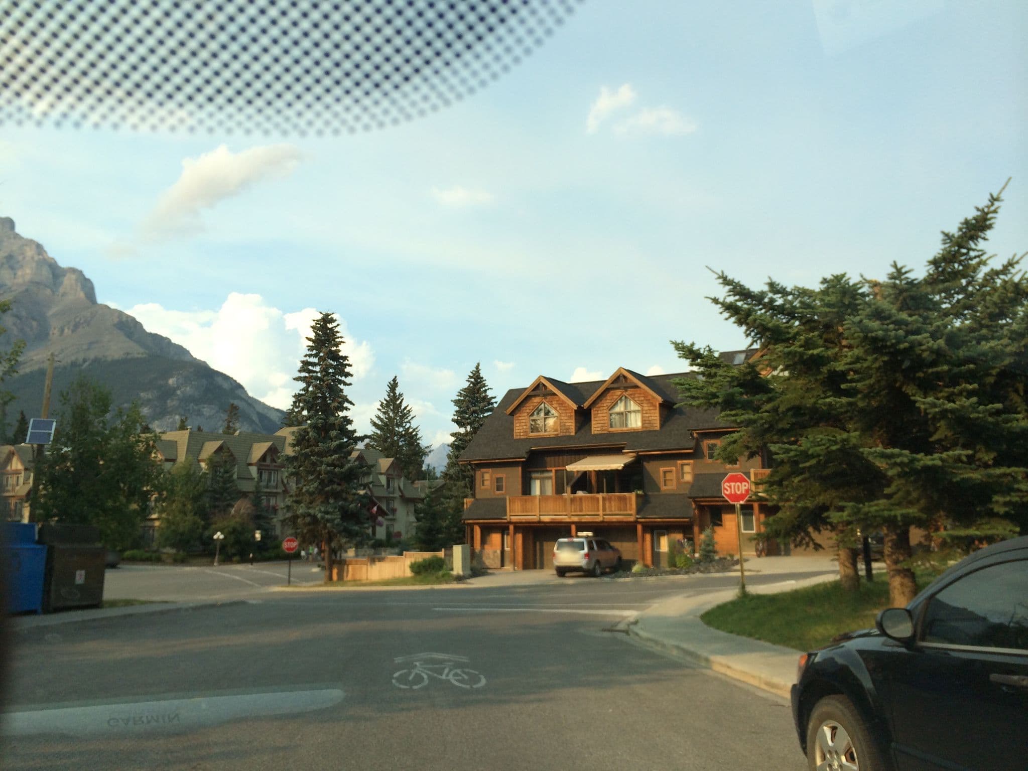 Street view near Hillside Bungalows, Banff — © anavz (CC BY-SA · Mapillary)