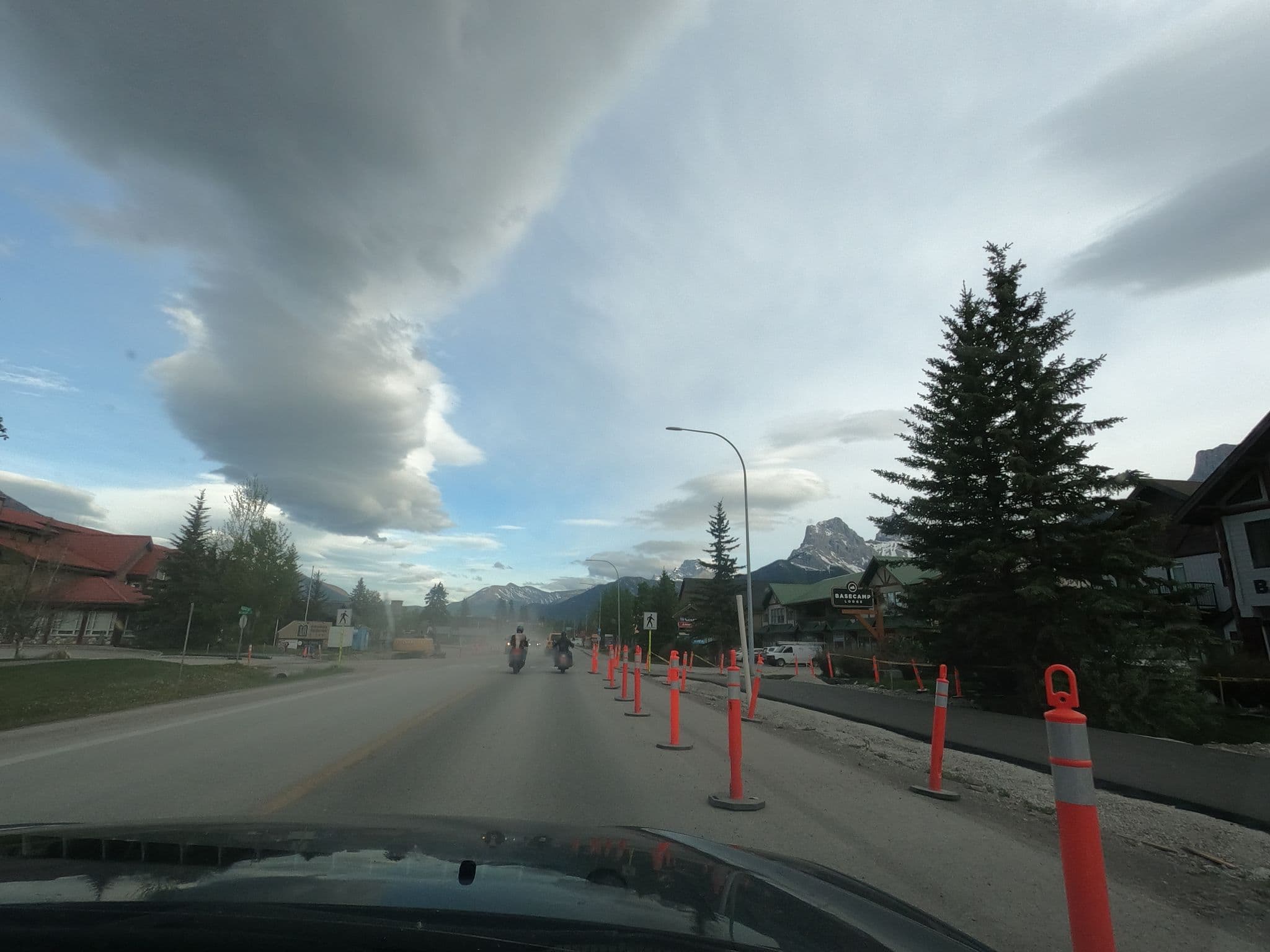 Street view near Basecamp Resorts Canmore, Canmore — © adamdunn (CC BY-SA · Mapillary)