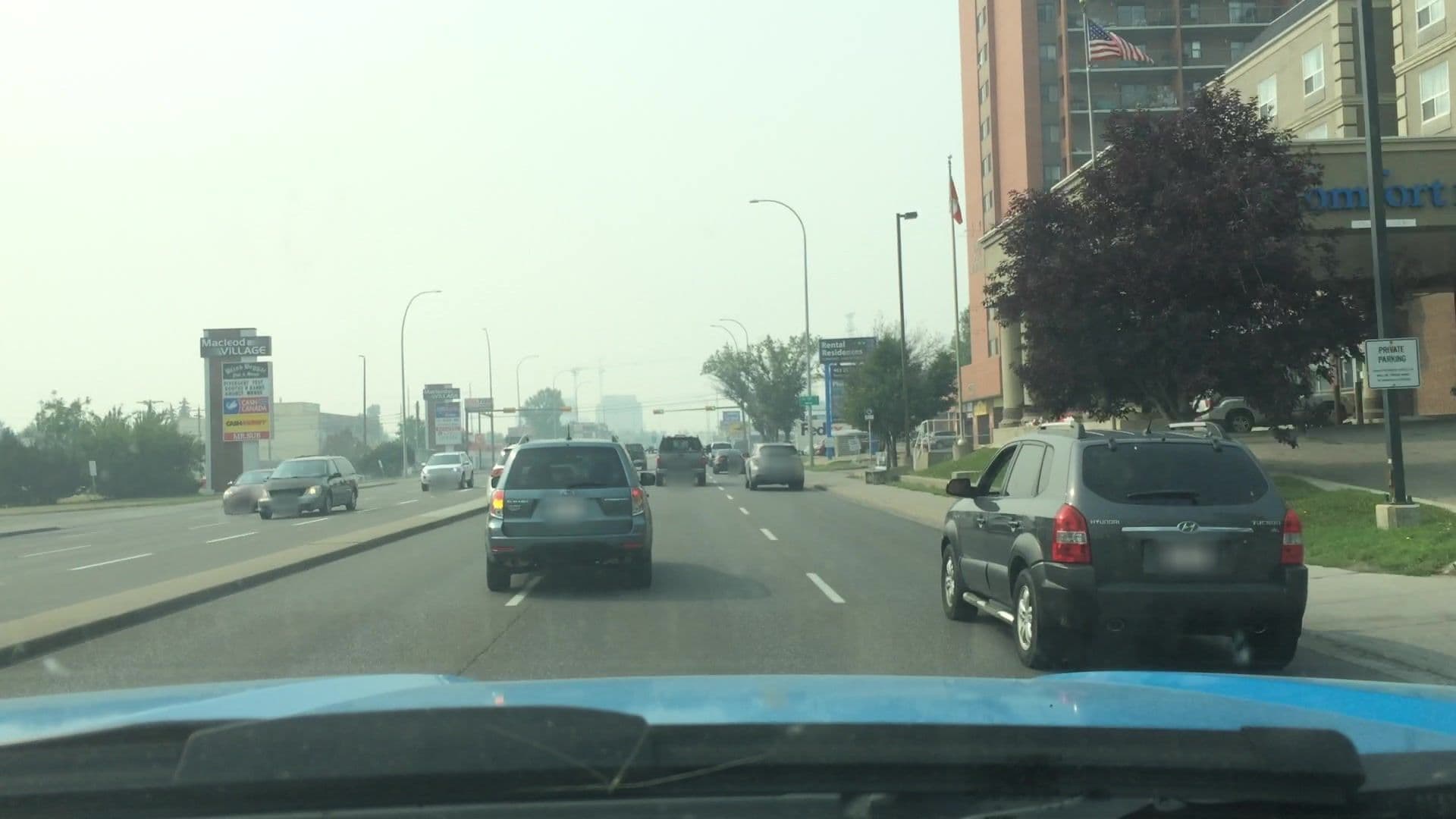 Street view near Comfort Inn & Suites, Parkhill — © lvl5 (CC BY-SA · Mapillary)
