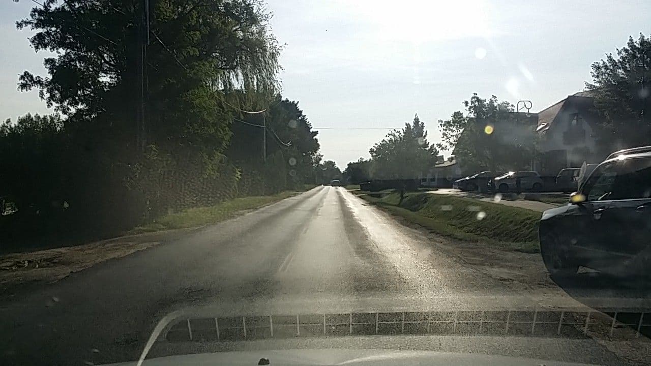 Street view near Tornácos Hotel, Hegykő — © utvonalfelmeresek (CC BY-SA · Mapillary)
