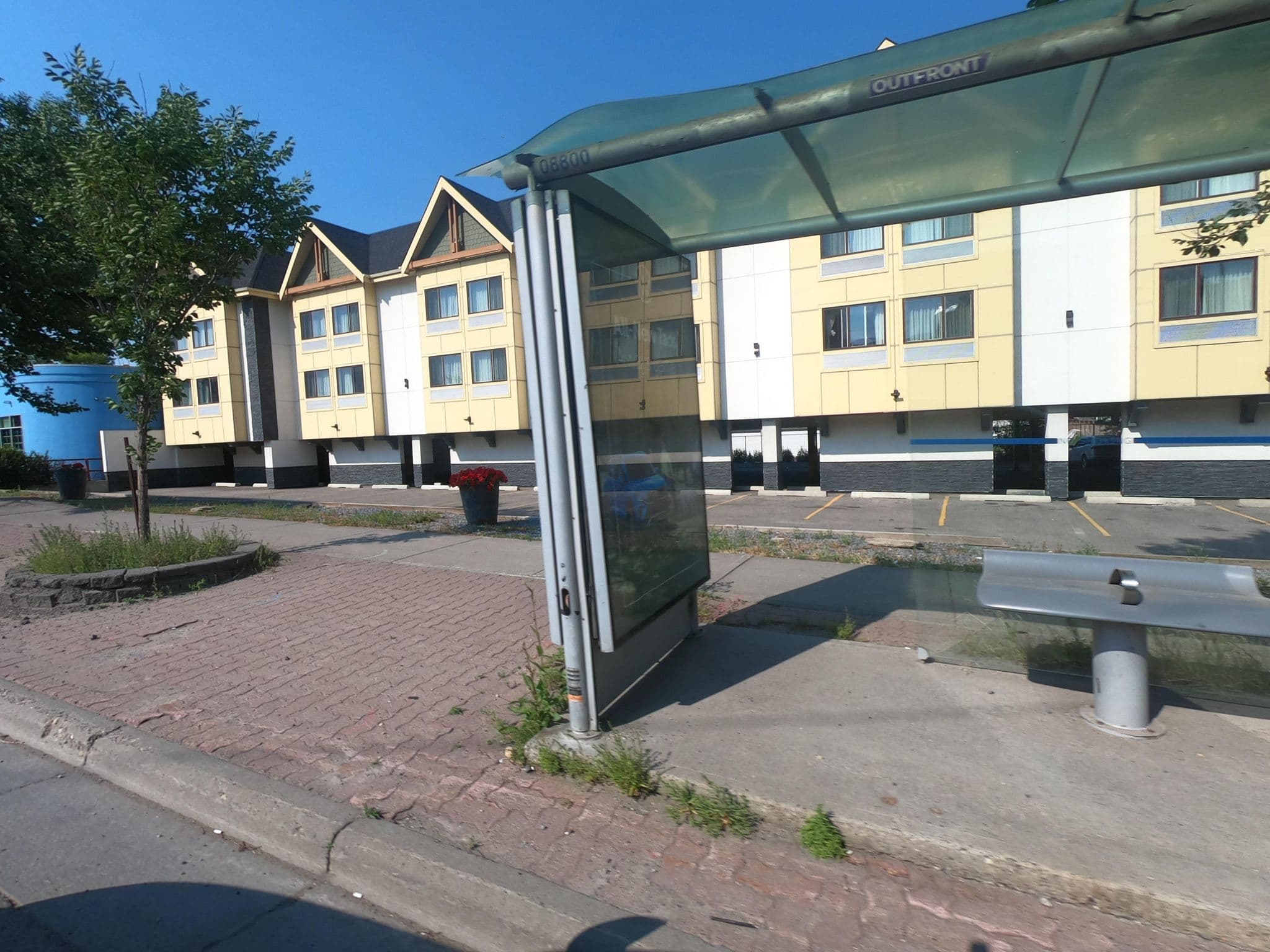 Street view near Causeway Bay Hotel Calgary, Montgomery — © adamdunn (CC BY-SA · Mapillary)