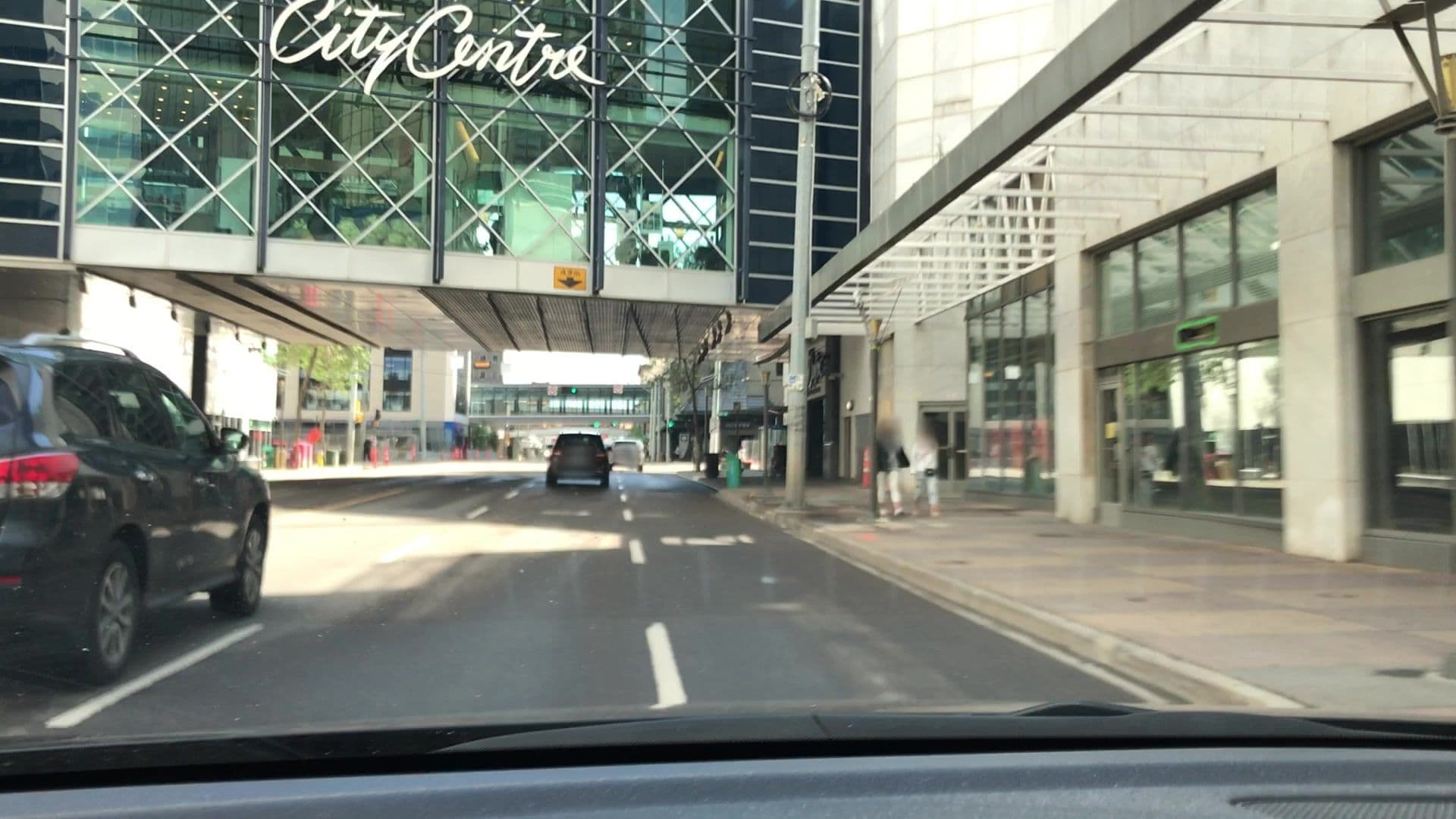 Street view near Sutton Place Hotel Edmonton, Downtown — © lvl5 (CC BY-SA · Mapillary)