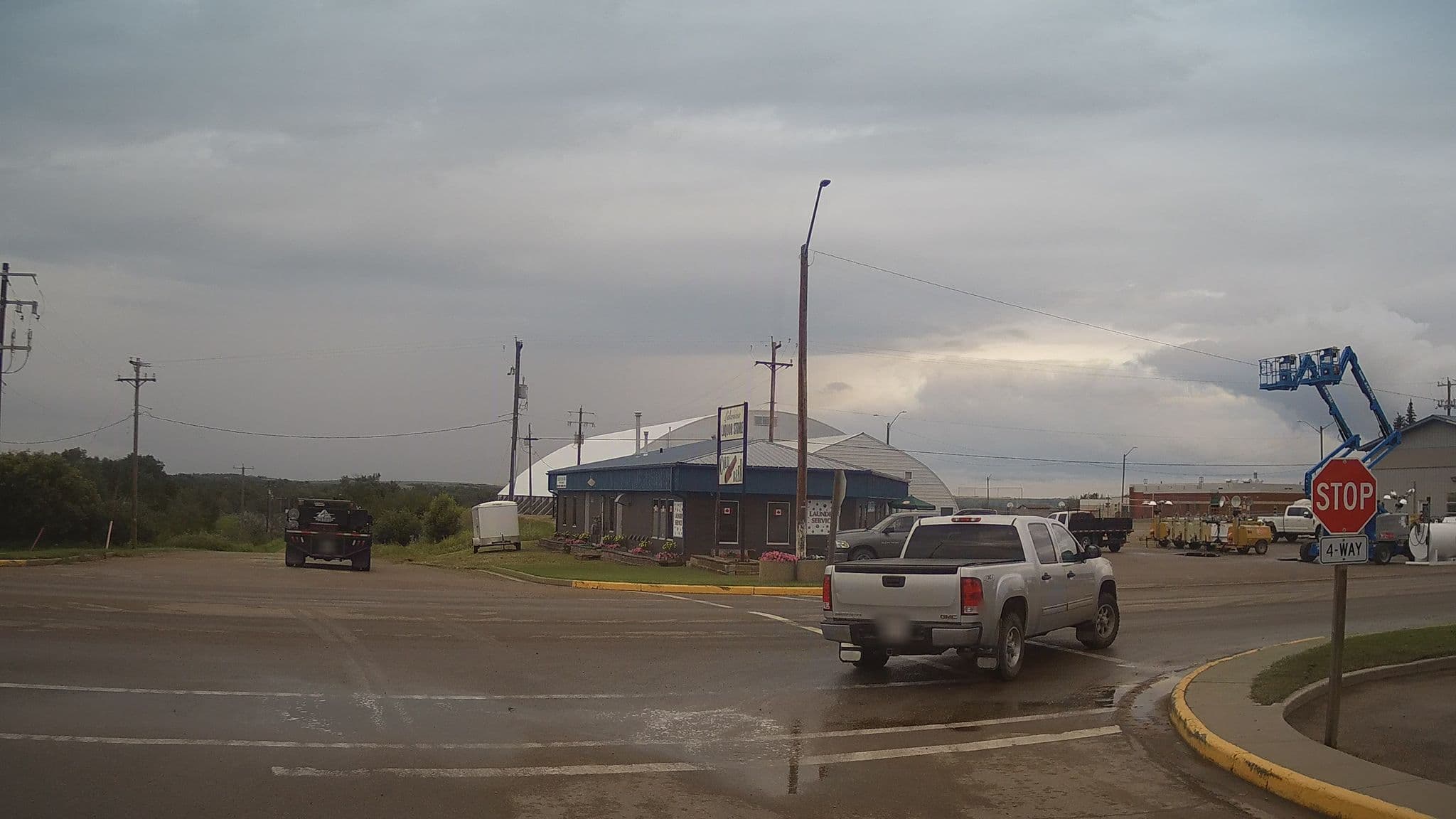 Street view near R&R Inn Hardisty, Wainwright — © rps333 (CC BY-SA · Mapillary)