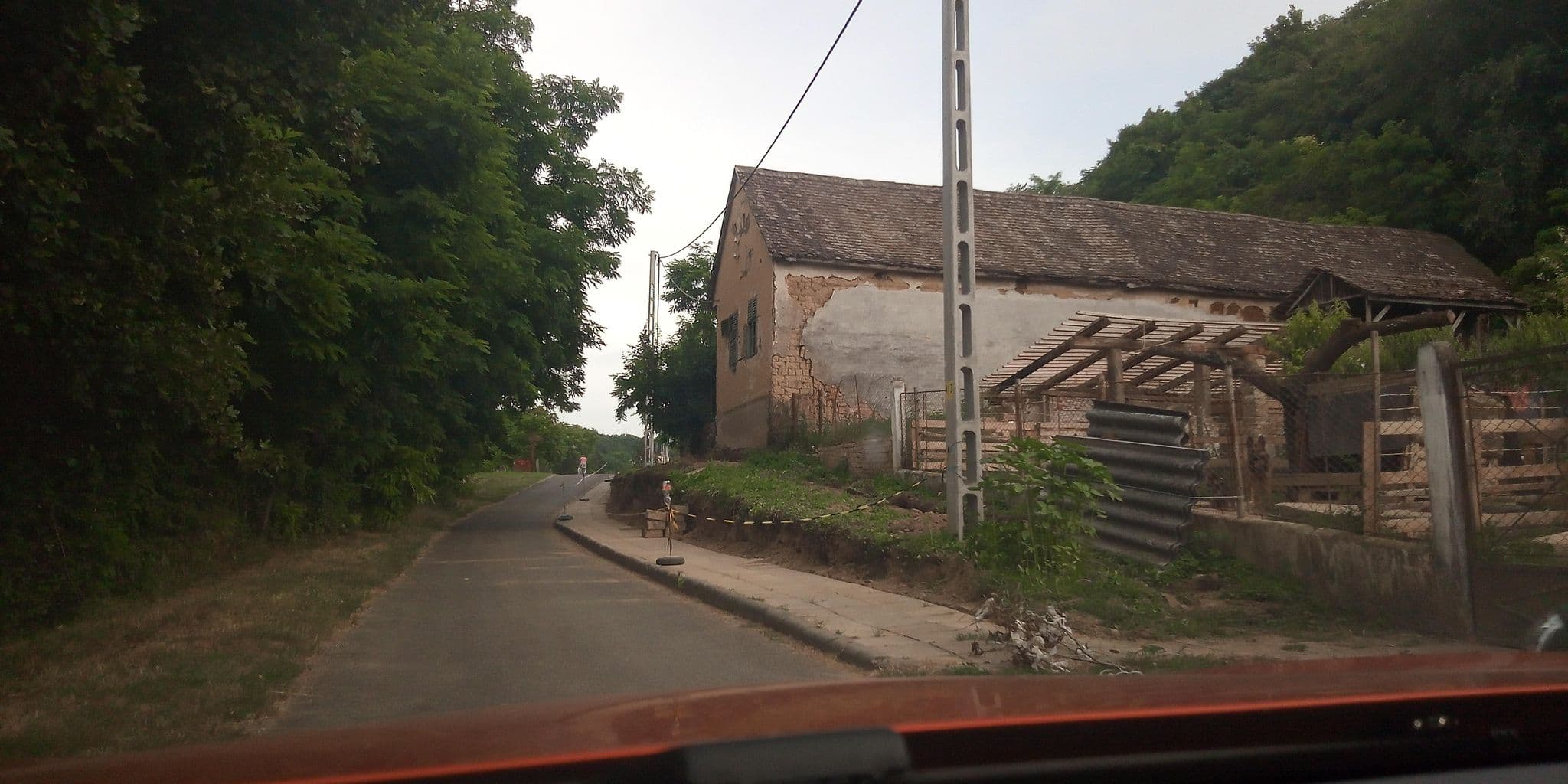 Street view near Gizi Néni vendégház, Bóly — © kivi000 (CC BY-SA · Mapillary)