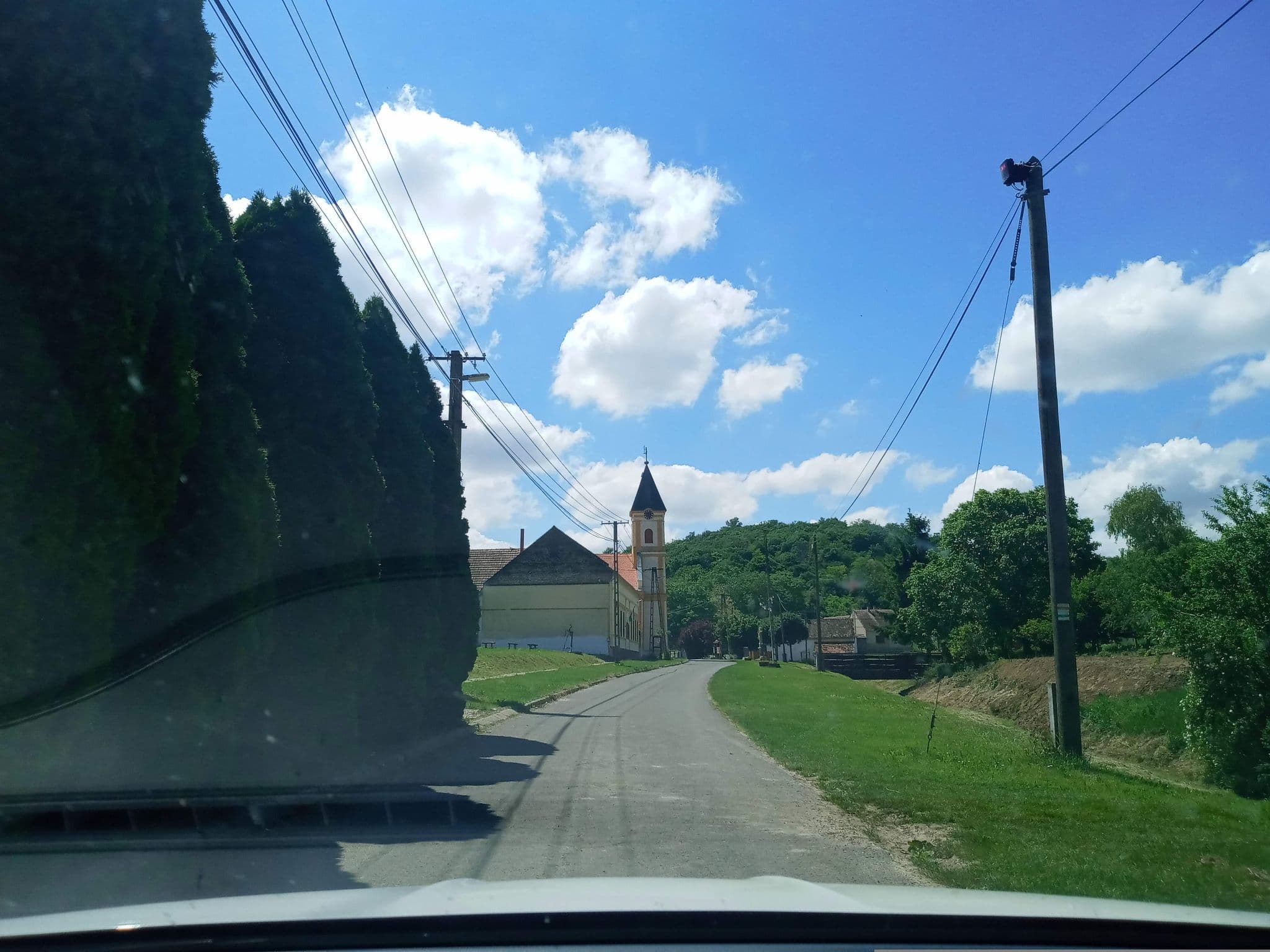 Street view near Jómadár Ifjúsági Szálló, Bóly — © magyarsi (CC BY-SA · Mapillary)