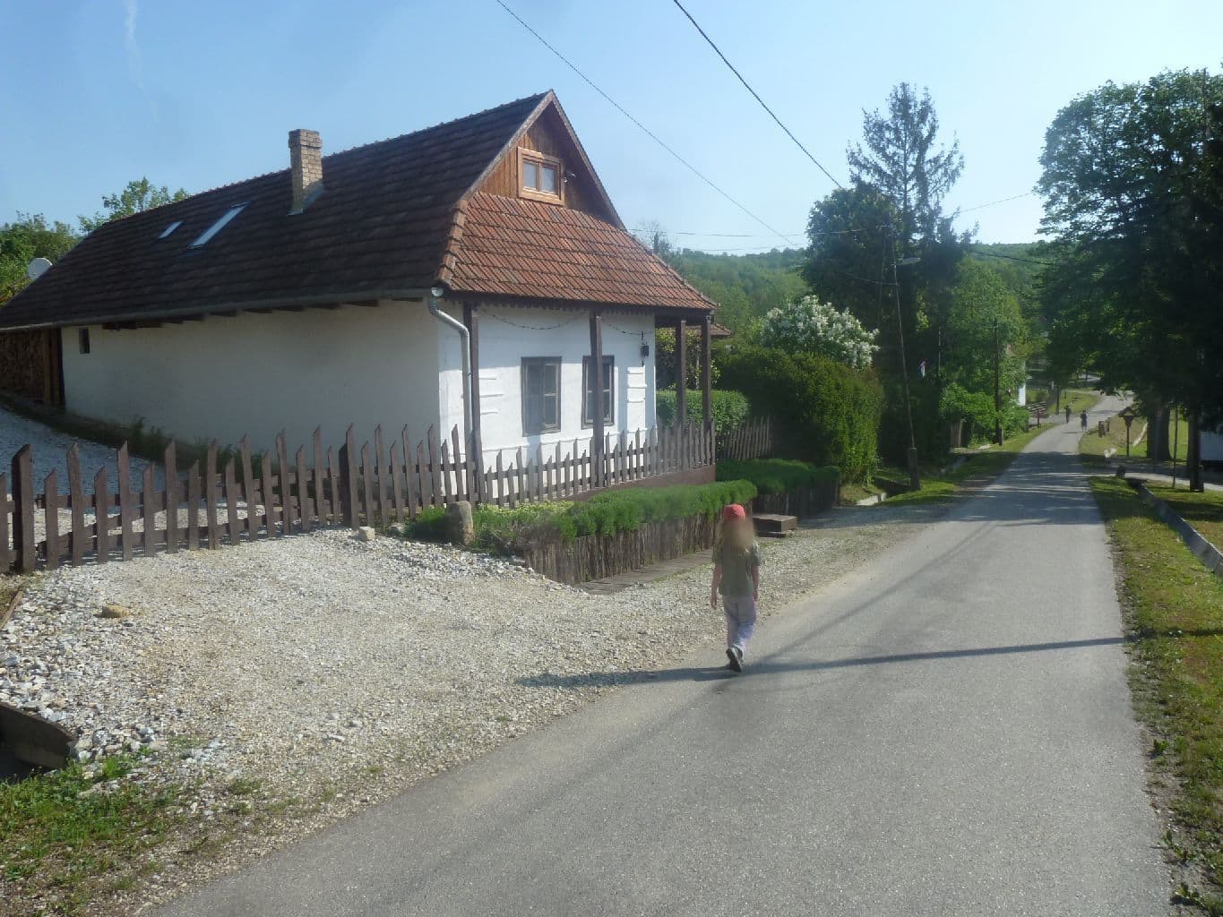 Street view near Völgy vendégház, Encs — © izsolt (CC BY-SA · Mapillary)