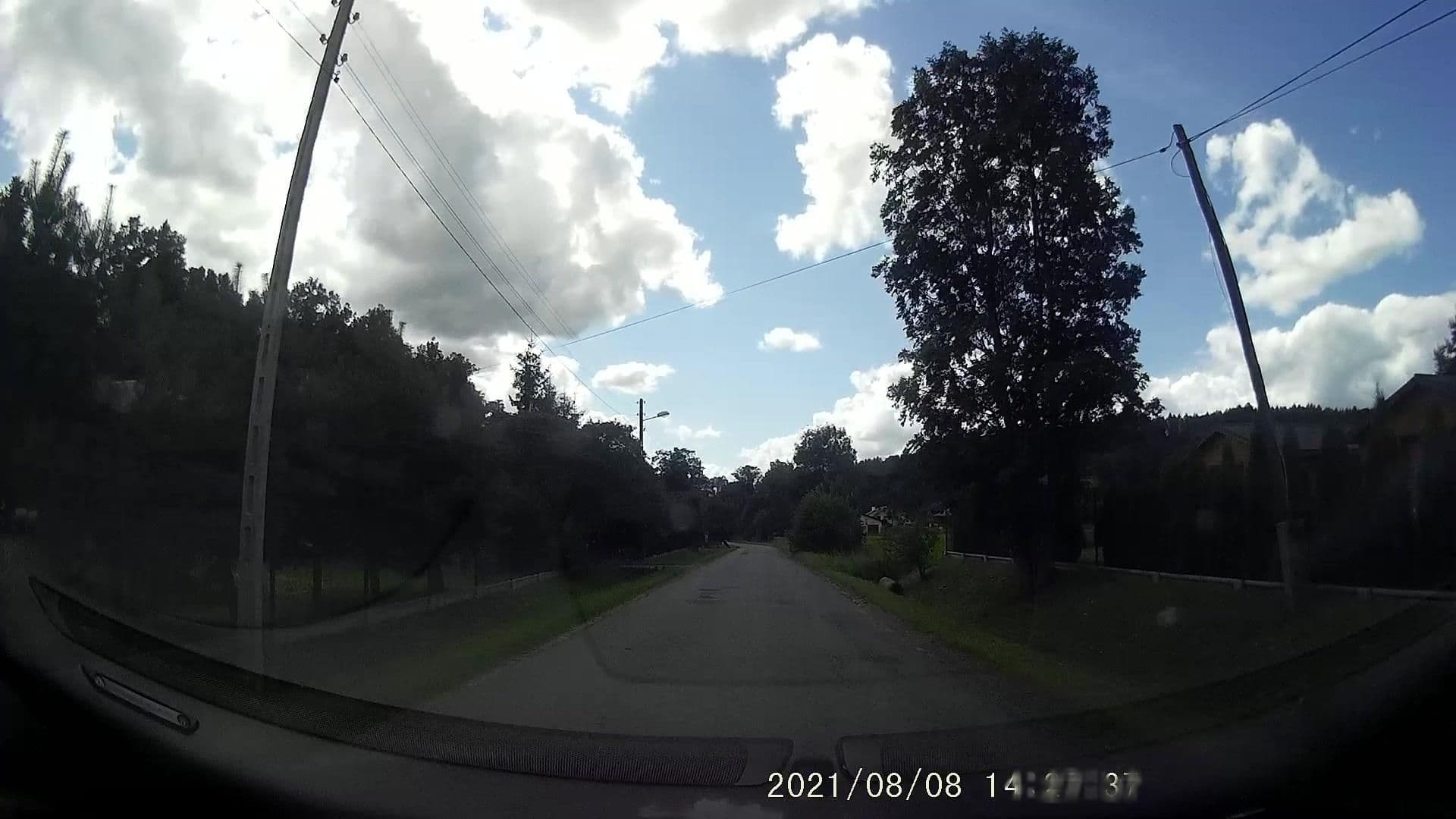 Street view near Domki pod Zielonym Wzgórzem, Lewin Kłodzki — © dasza (CC BY-SA · Mapillary)