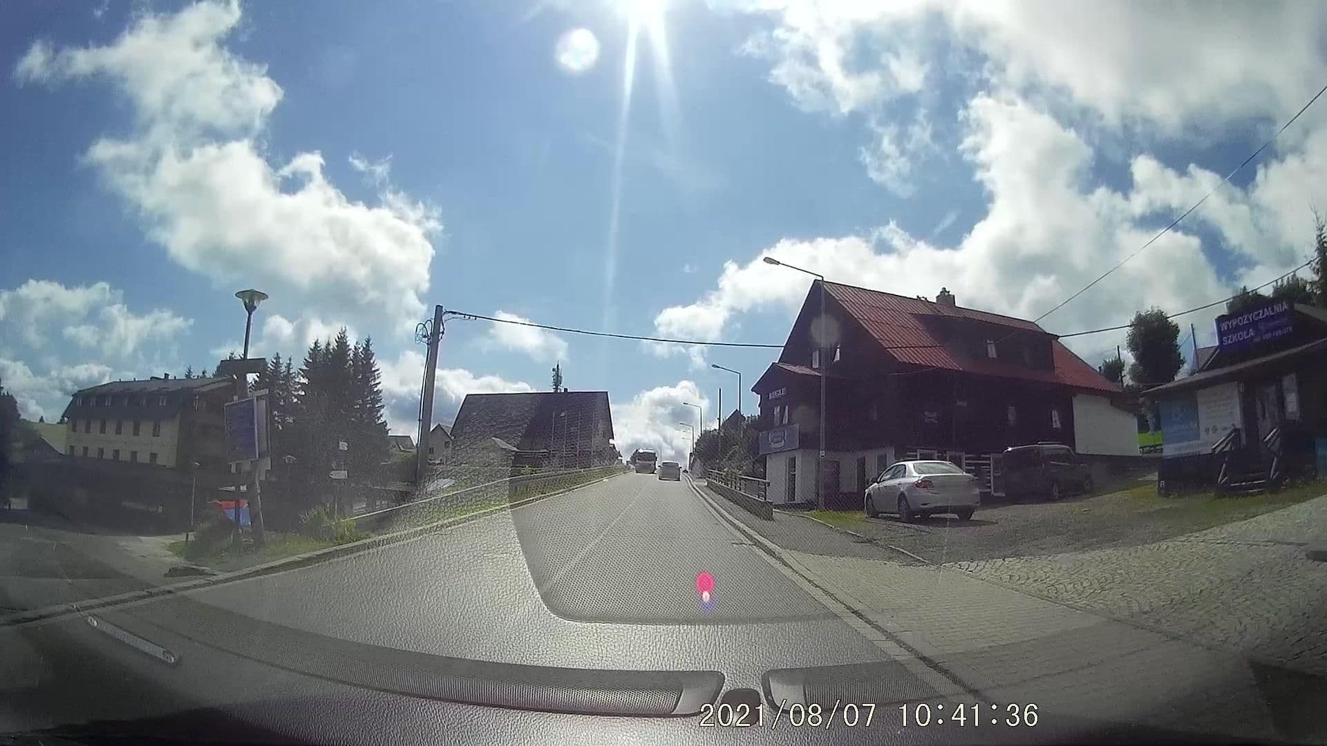 Street view near Alpejski Zieleniec, Duszniki-Zdrój — © dasza (CC BY-SA · Mapillary)