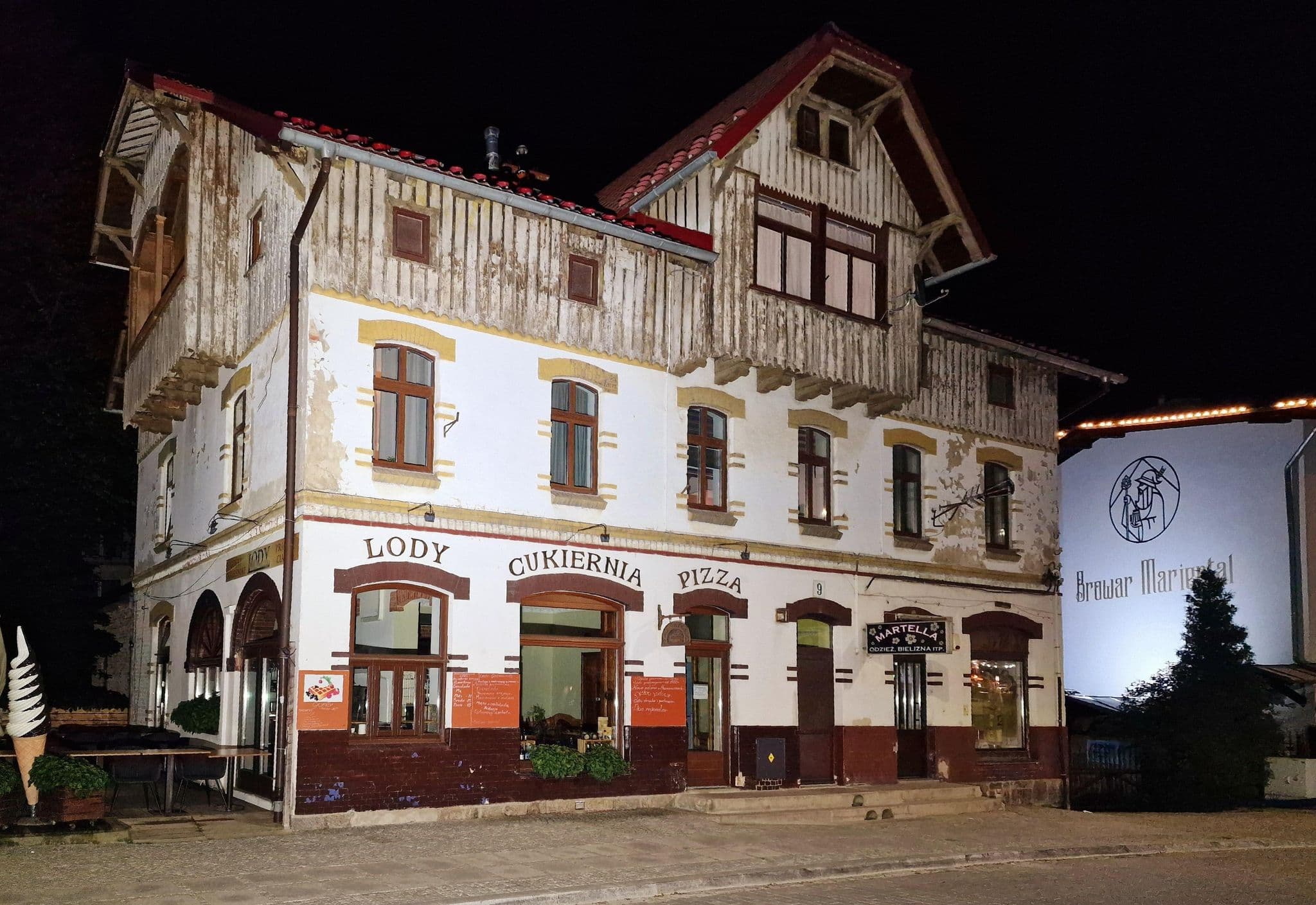 Street view near Willa Izery, Szklarska Poręba — © km2bp (CC BY-SA · Mapillary)