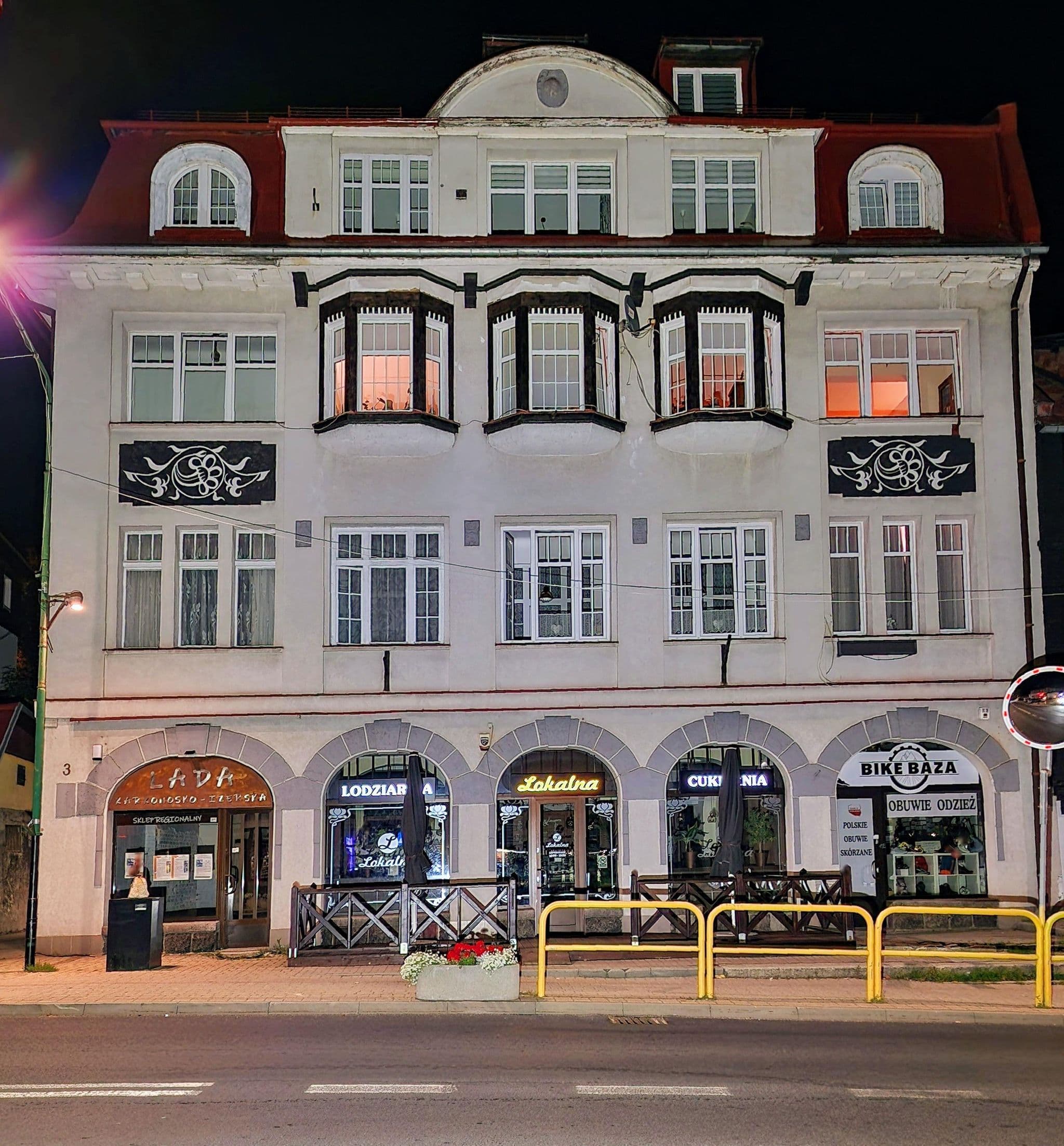 Street view near Willa Cyprys, Szklarska Poręba — © km2bp (CC BY-SA · Mapillary)