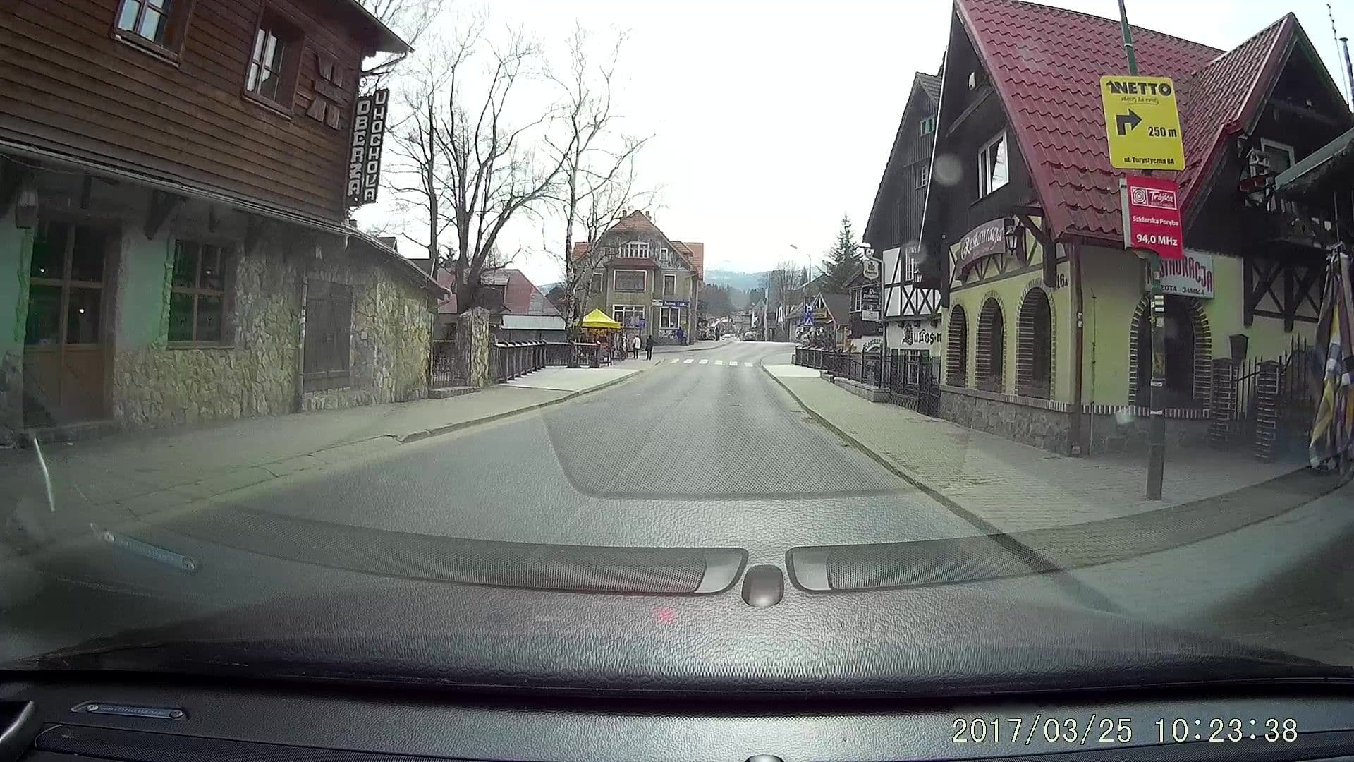 Street view near Młyn Świętego Łukasza - Hotel, restauracja, Szklarska Poręba — © dasza (CC BY-SA · Mapillary)