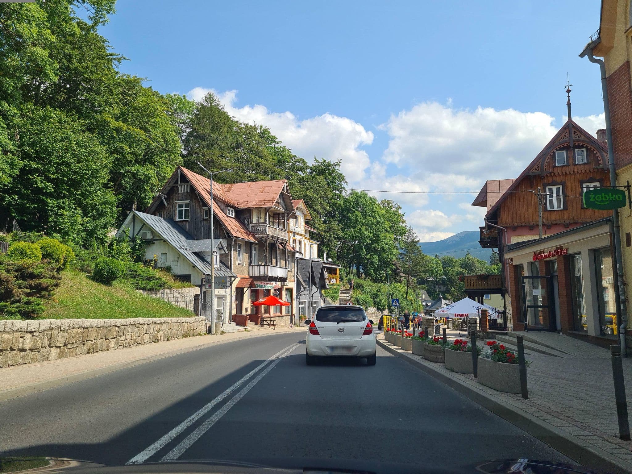 Street view near Willa Awangarda, Szklarska Poręba — © kino (CC BY-SA · Mapillary)