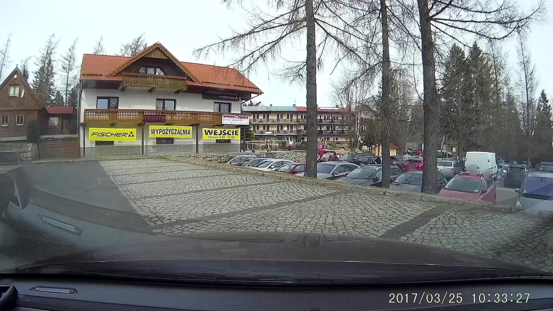 Street view near Rafa Roman. Wypożyczalnia sprzętu sportowego, Szklarska Poręba — © dasza (CC BY-SA · Mapillary)