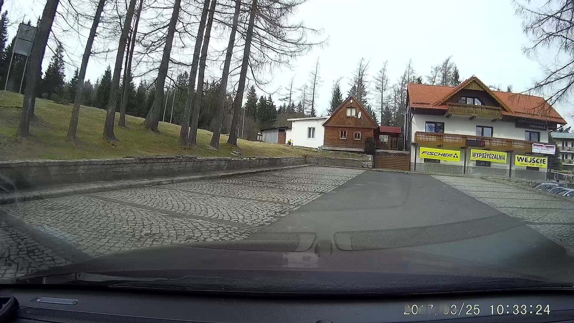 Street view near Pokoje Gościnne "Gardno", Szklarska Poręba — © dasza (CC BY-SA · Mapillary)