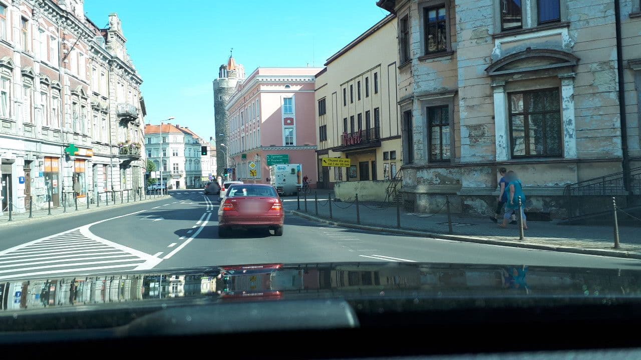 Street view near Eureka. Motel, restauracja, Lubań — © picturehoover (CC BY-SA · Mapillary)
