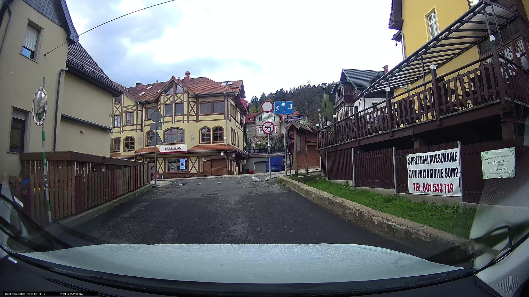 Street view near Apartamenty u Anny, Karpacz — © maxim752 (CC BY-SA · Mapillary)