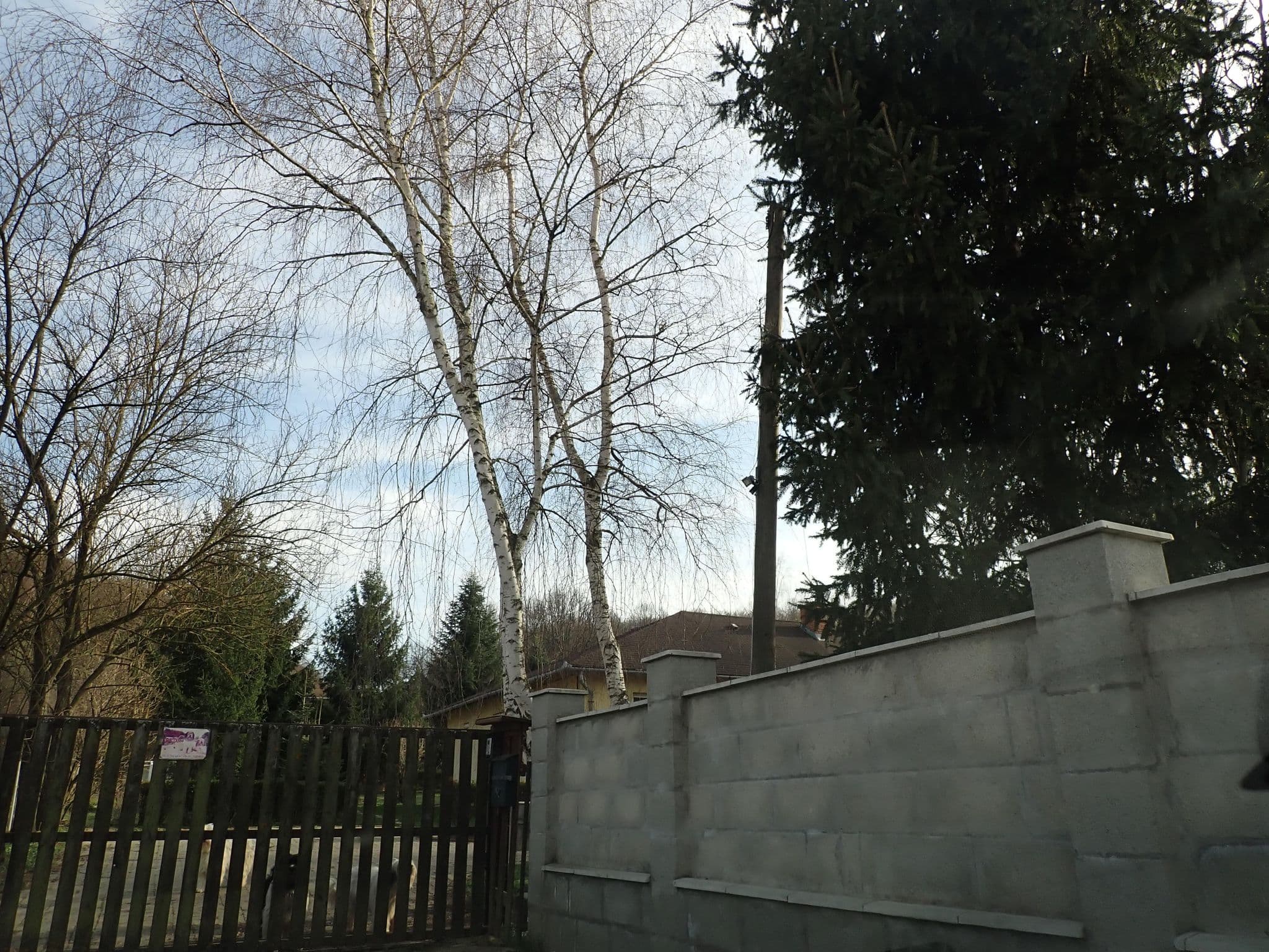 Street view near Romantyk vendégház, Komló — © kivi000 (CC BY-SA · Mapillary)