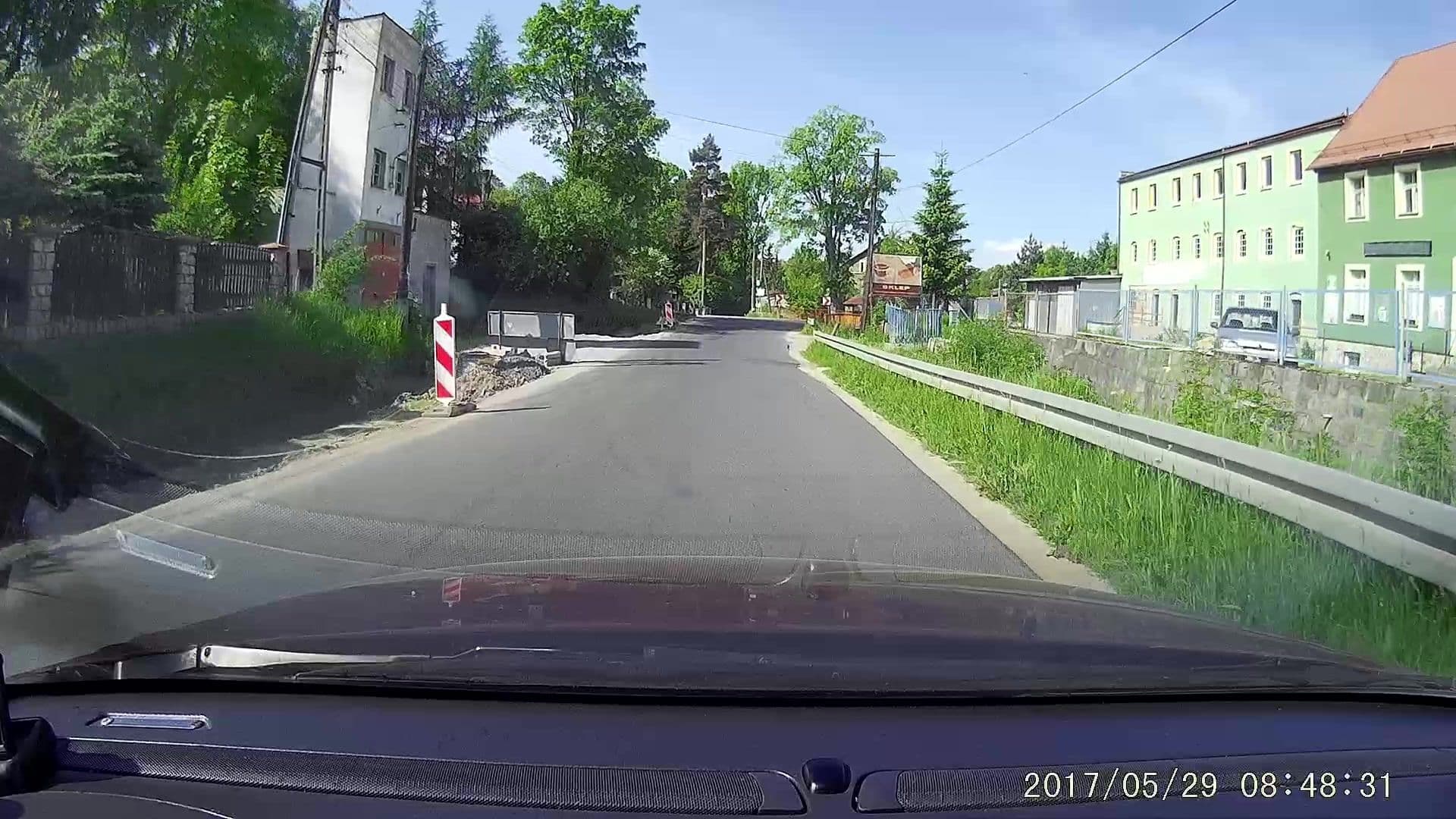 Street view near Przedsiębiorstwo Handlowo-Usługowe Jacek Jakimiak, Jeżów Sudecki — © dasza (CC BY-SA · Mapillary)