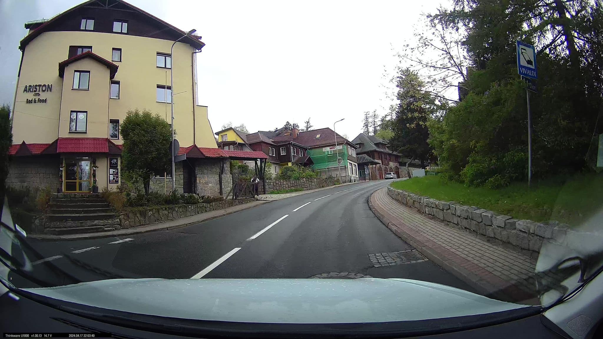 Street view near Apartament EverySky Karpacz - Konstytucji 3-go Maja 66/2, Karpacz — © maxim752 (CC BY-SA · Mapillary)