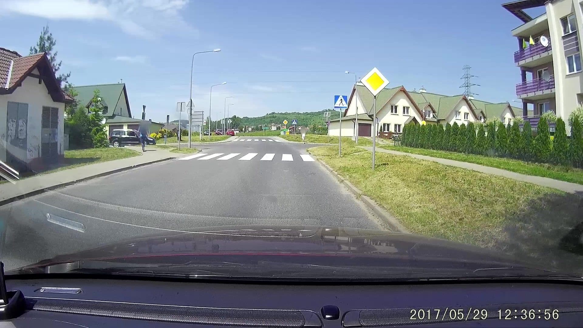 Street view near Ośrodek Wczasowy Czarski Marta Czarska, Jeżów Sudecki — © dasza (CC BY-SA · Mapillary)