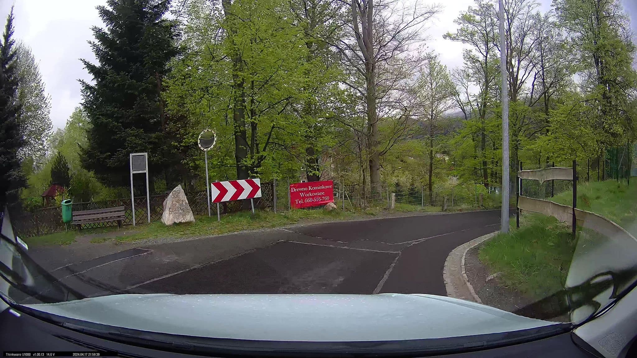 Street view near Pod Bluszczem. Kwatery prywatne, Karpacz — © maxim752 (CC BY-SA · Mapillary)