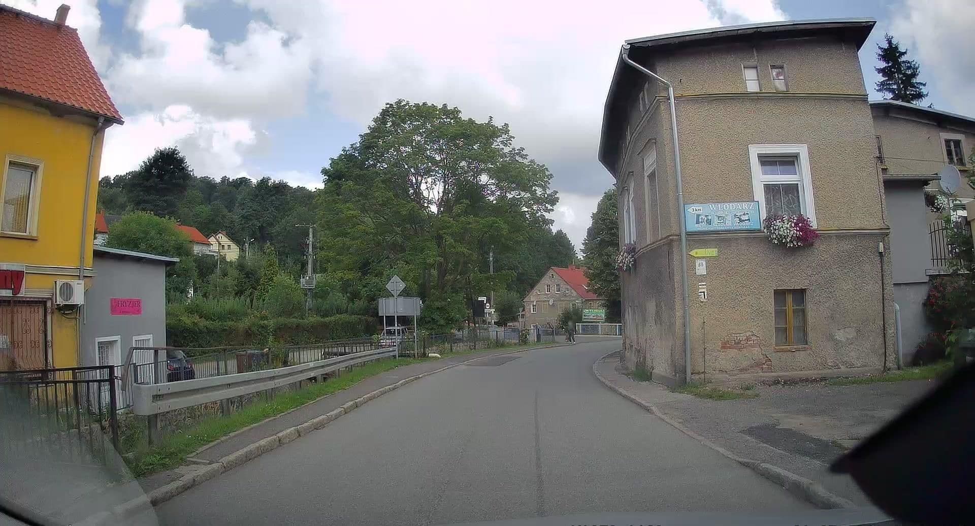 Street view near Biała Sowa. Ośrodek wypoczynkowy. Jaskuła-Miernik H., Walim — © edc22 (CC BY-SA · Mapillary)