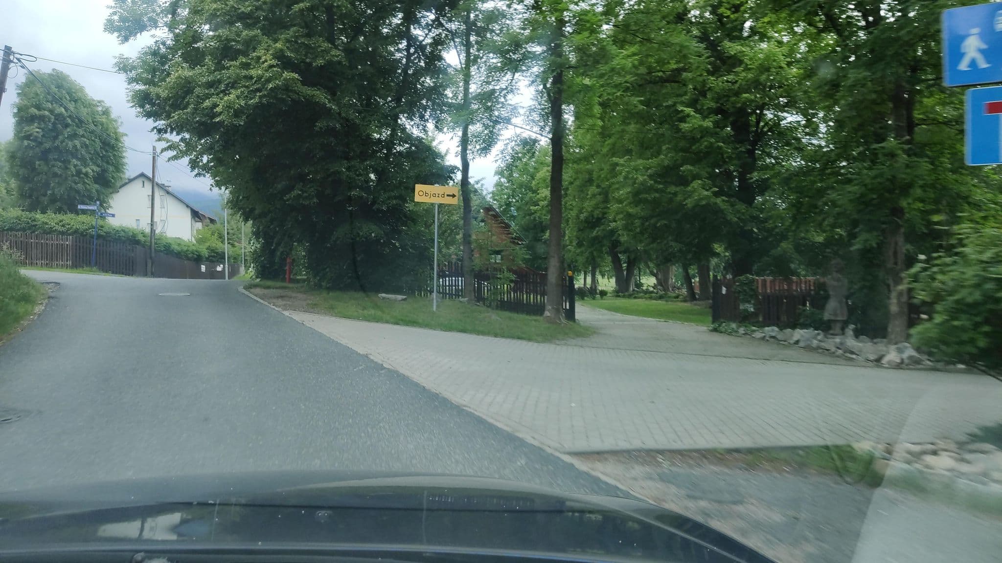 Street view near Jakub Wójcik Przedsiębiorstwo Turystyczne Batur, Karpacz — © podnad (CC BY-SA · Mapillary)