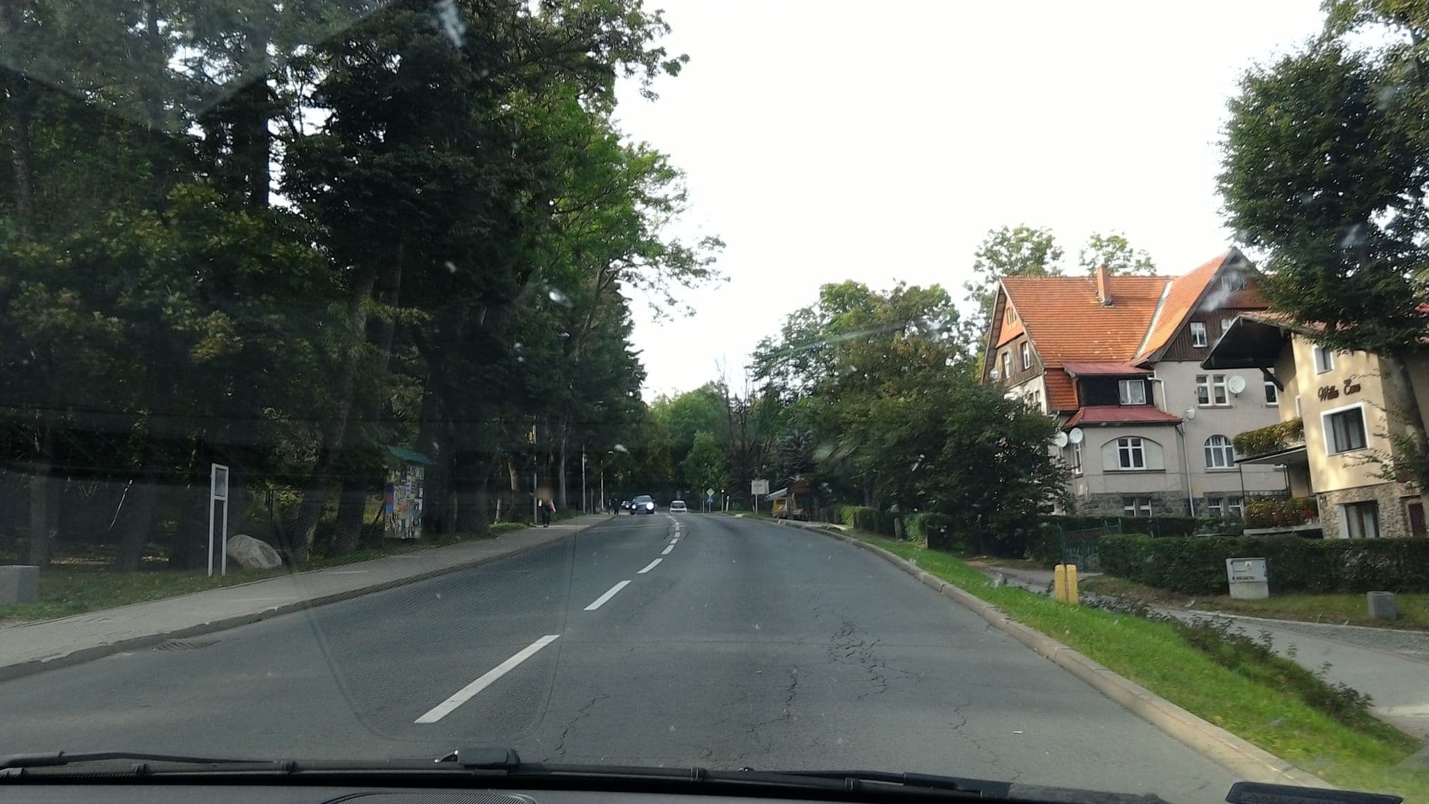 Street view near Belweder HoGompfania Sp. z o.o. Karpacz, Karpacz — © klaudyna (CC BY-SA · Mapillary)