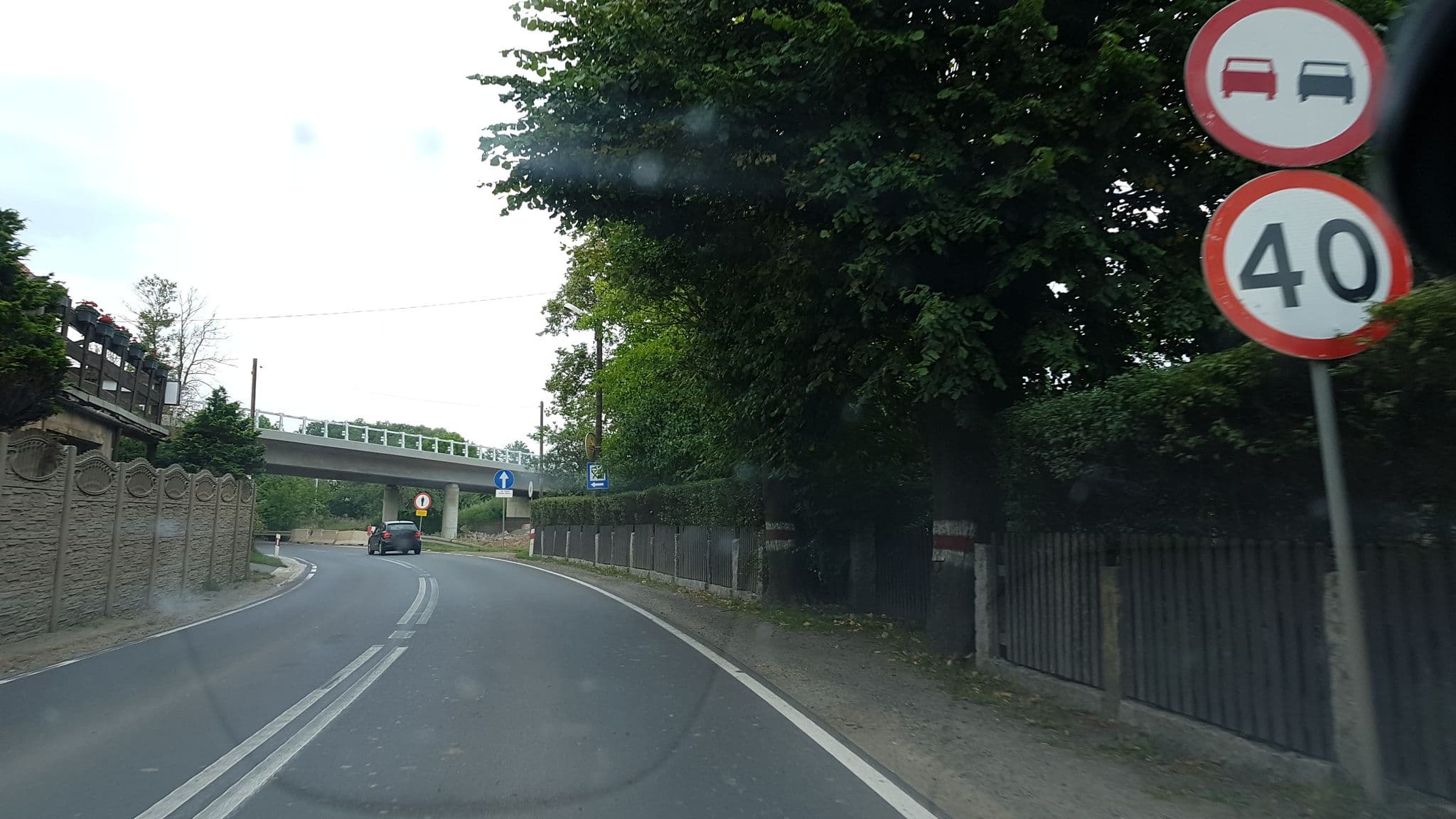Street view near Pokoje Gościnne U Wioli - Robert Kałużny, Bolków — © masterofnoroad (CC BY-SA · Mapillary)