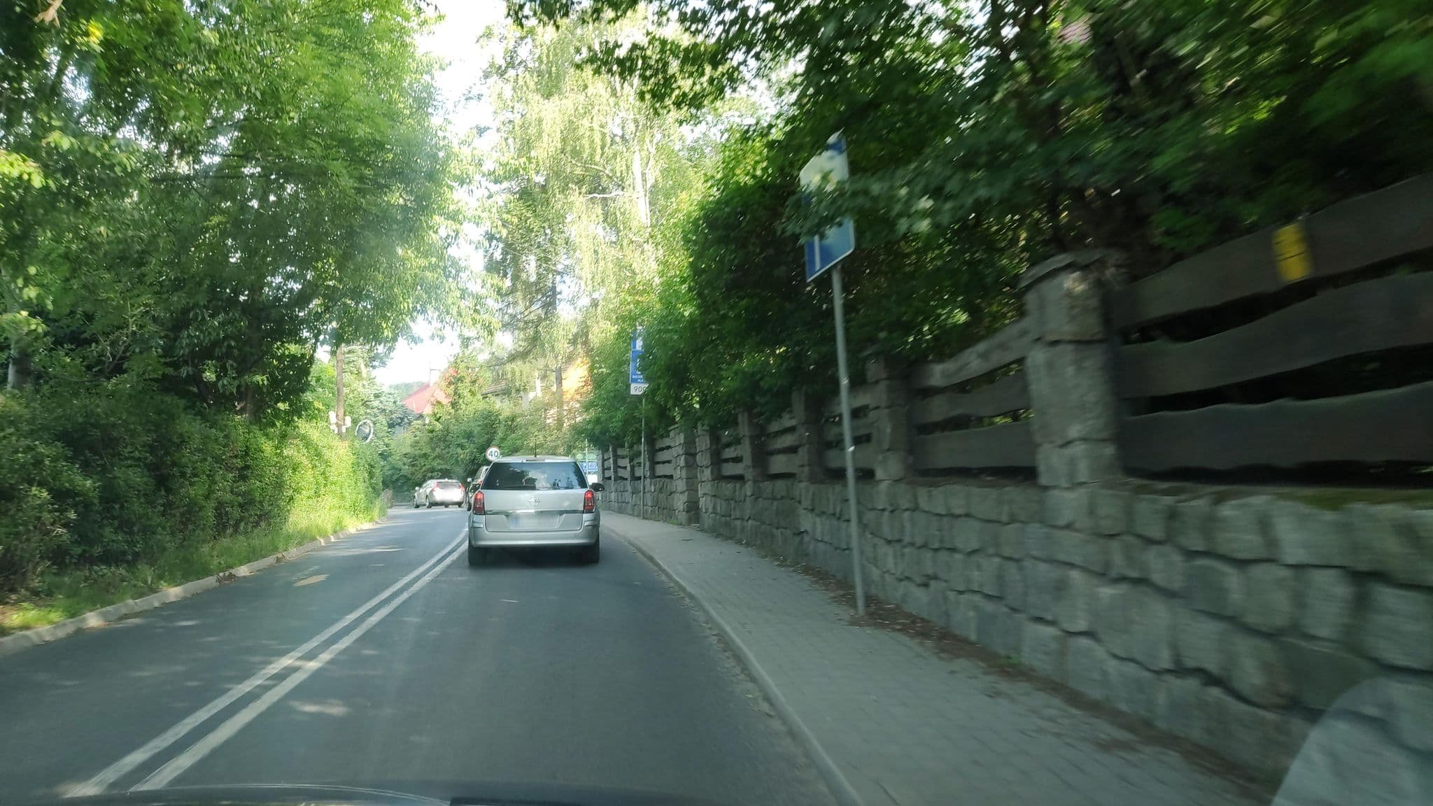 Street view near Casa Blanca Willa CasaBlanca - Sobieszów, Podgórzyn — © podnad (CC BY-SA · Mapillary)