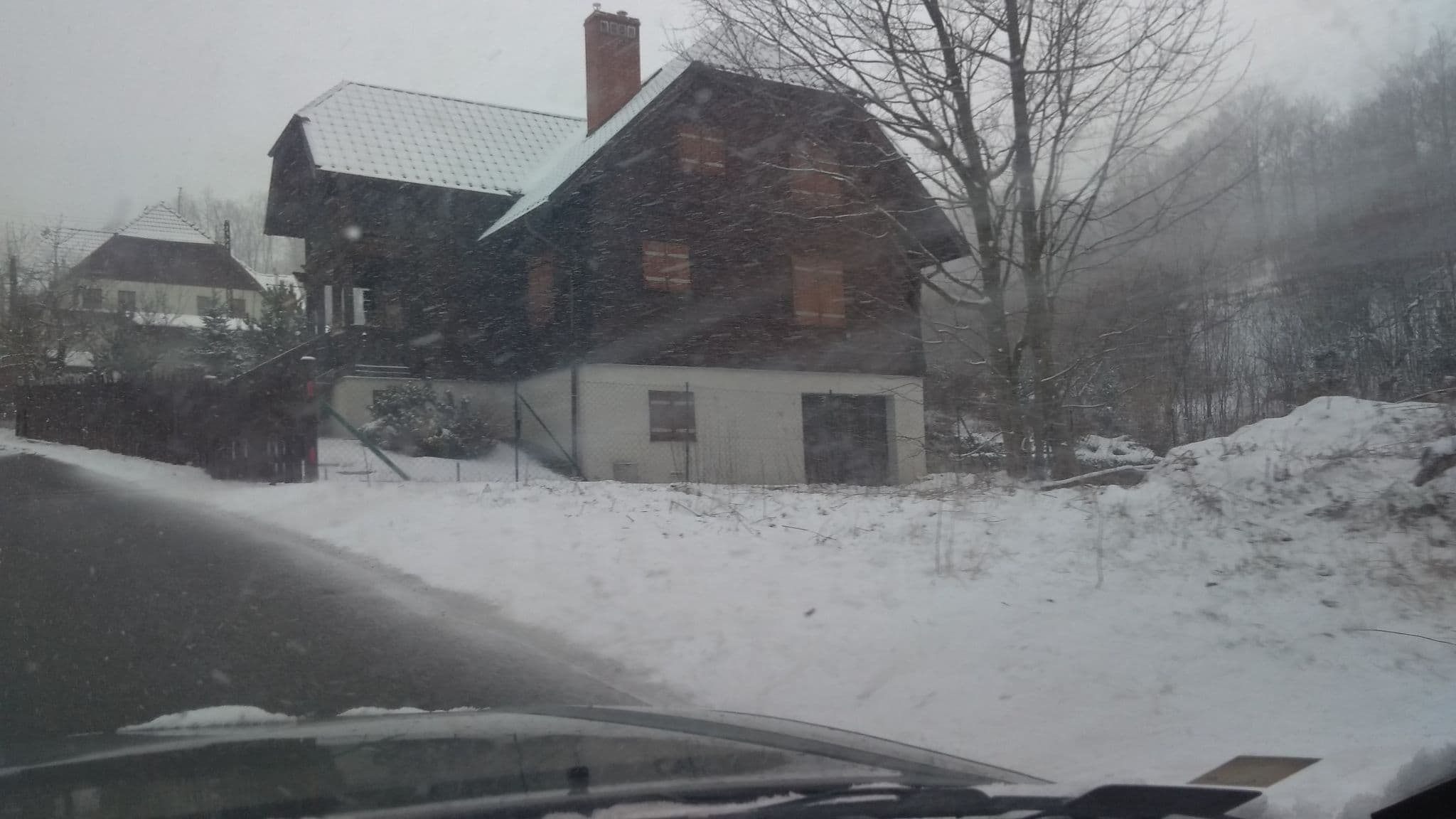 Street view near Chata Sosnowka Residence, Sosnówka — © bechem (CC BY-SA · Mapillary)
