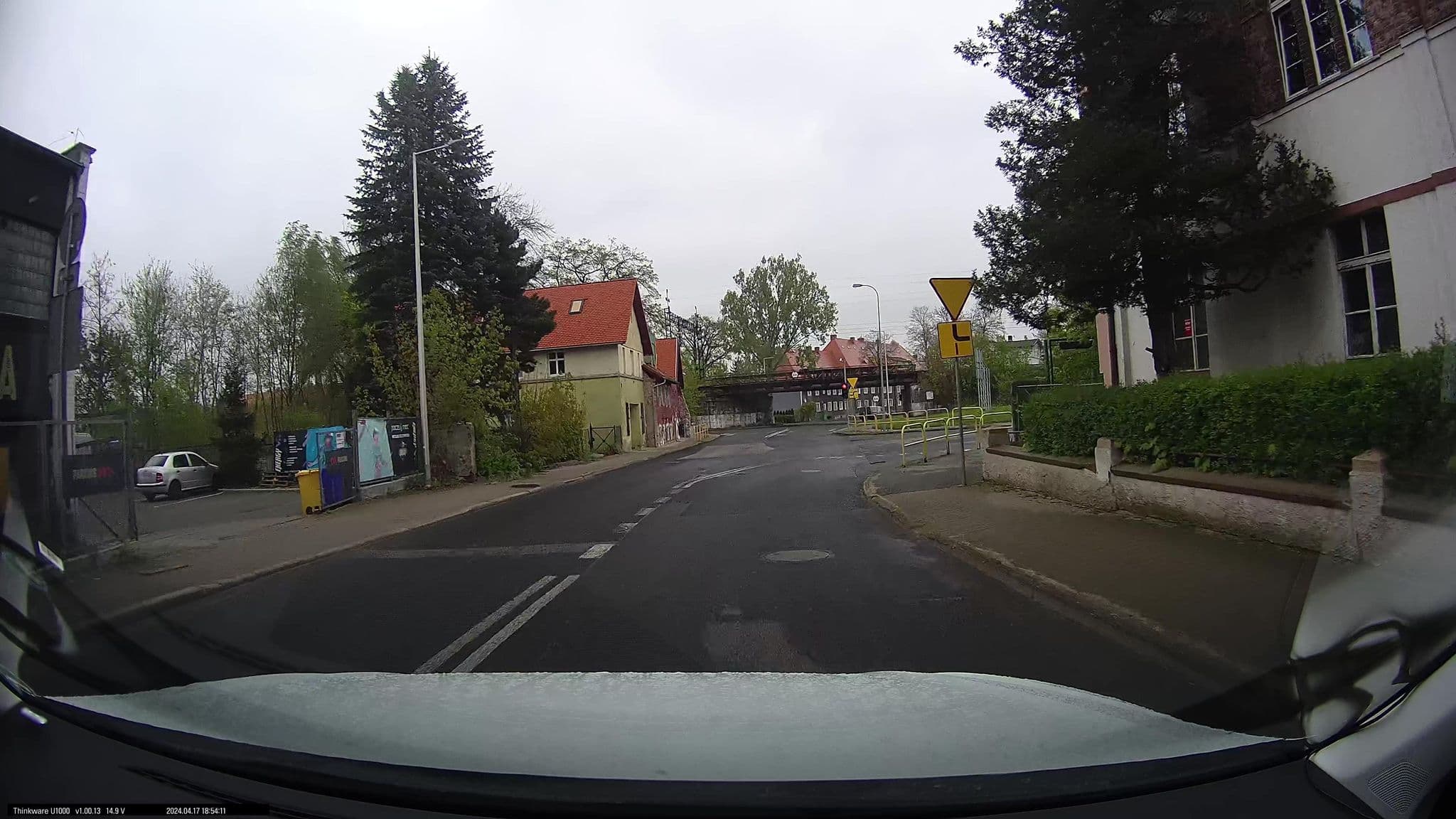 Street view near Oaza. Bursa szkolna, Jelenia Góra — © maxim752 (CC BY-SA · Mapillary)