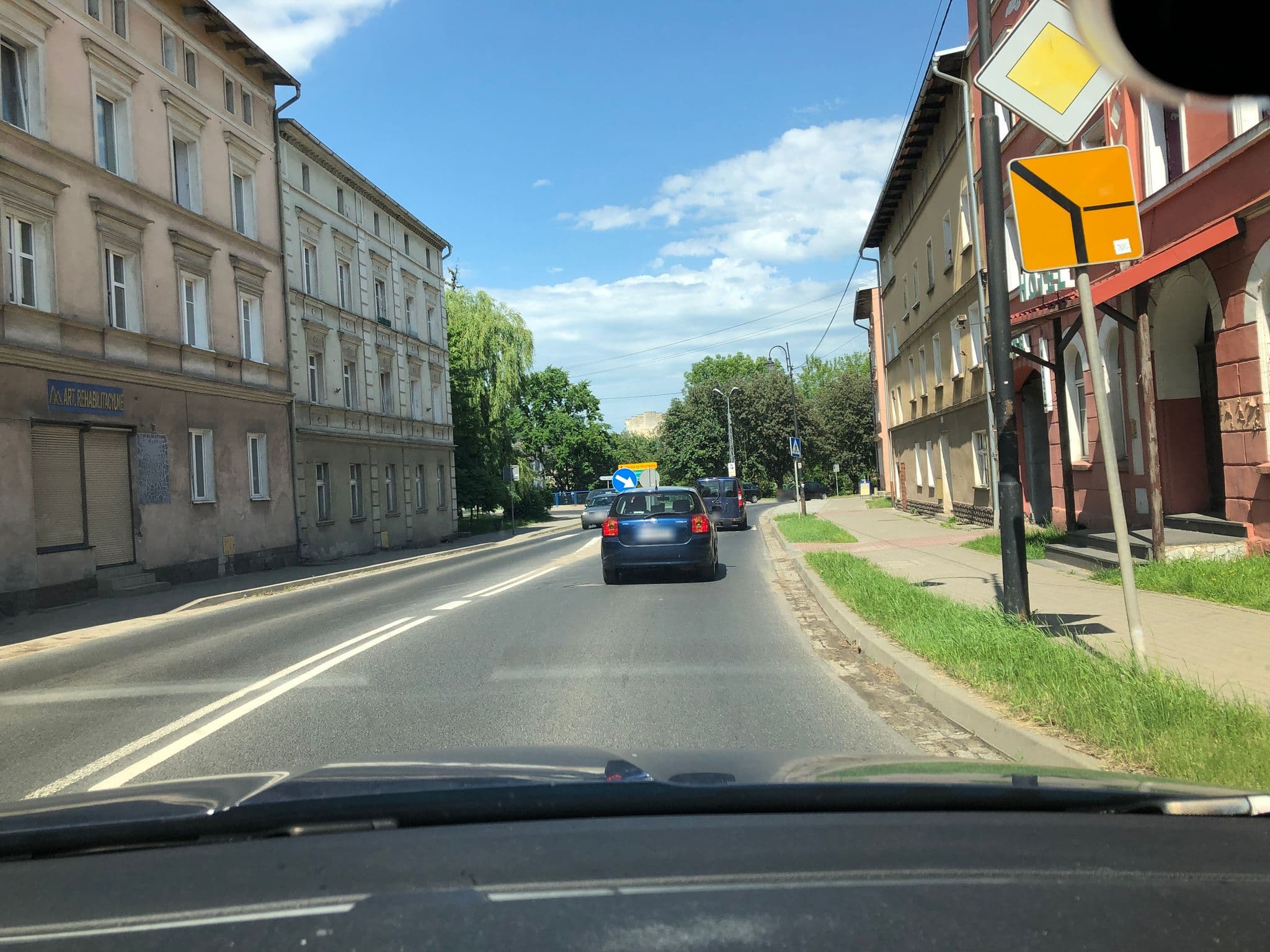 Street view near Bolków. Hotel, Bolków — © atze777 (CC BY-SA · Mapillary)