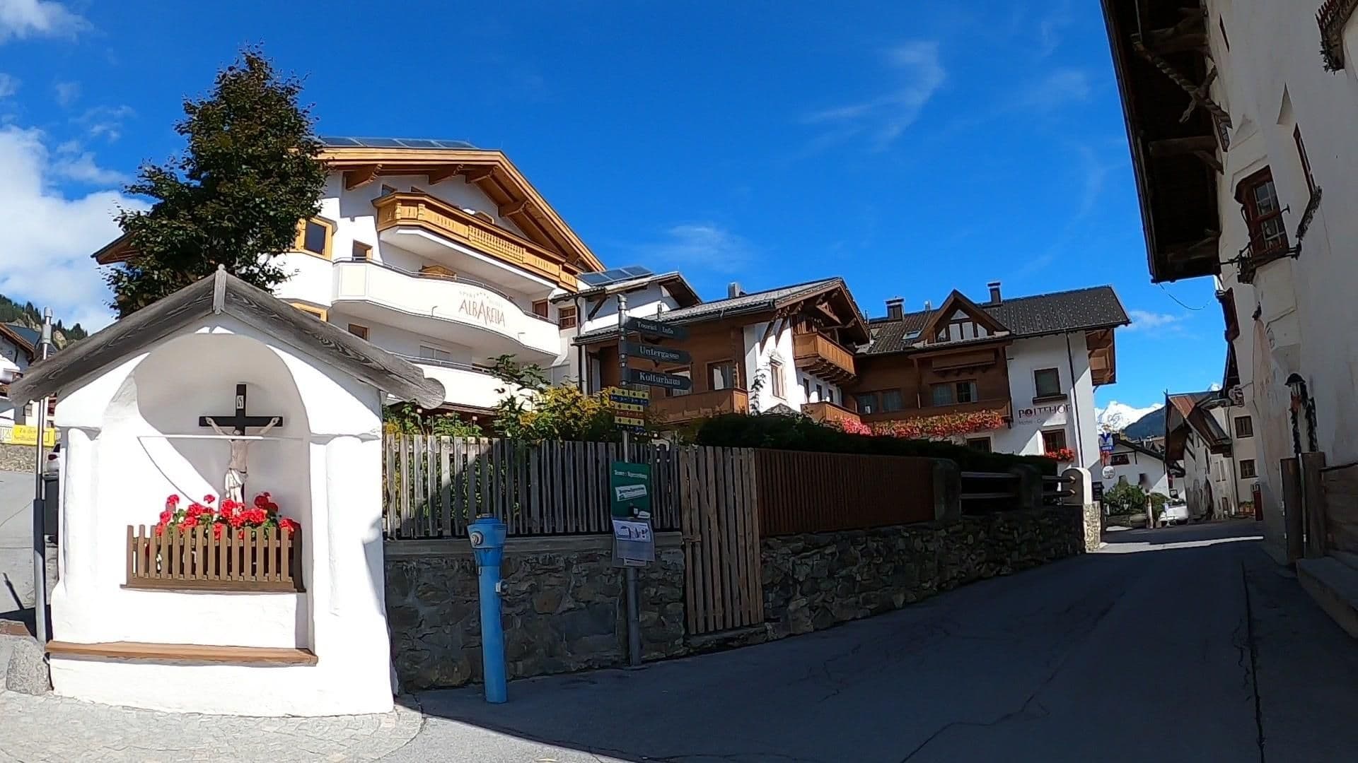 Street view near Apart Hotel Albarella, Fiss — © osmplus_org (CC BY-SA · Mapillary)