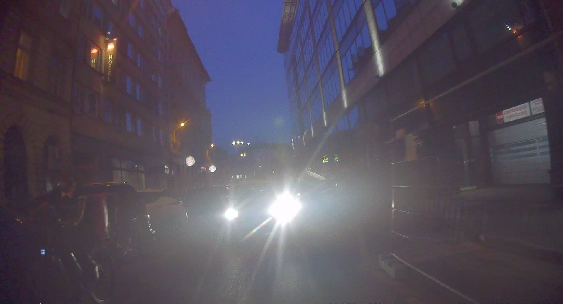 Street view near ibis Budapest City, Csarnoknegyed — © edc22 (CC BY-SA · Mapillary)