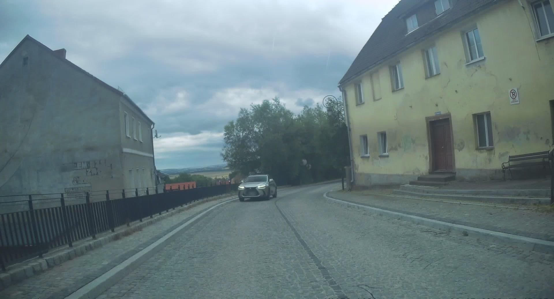 Street view near Parowozownia. Ośrodek wypoczynkowy, Stoszowice — © edc22 (CC BY-SA · Mapillary)