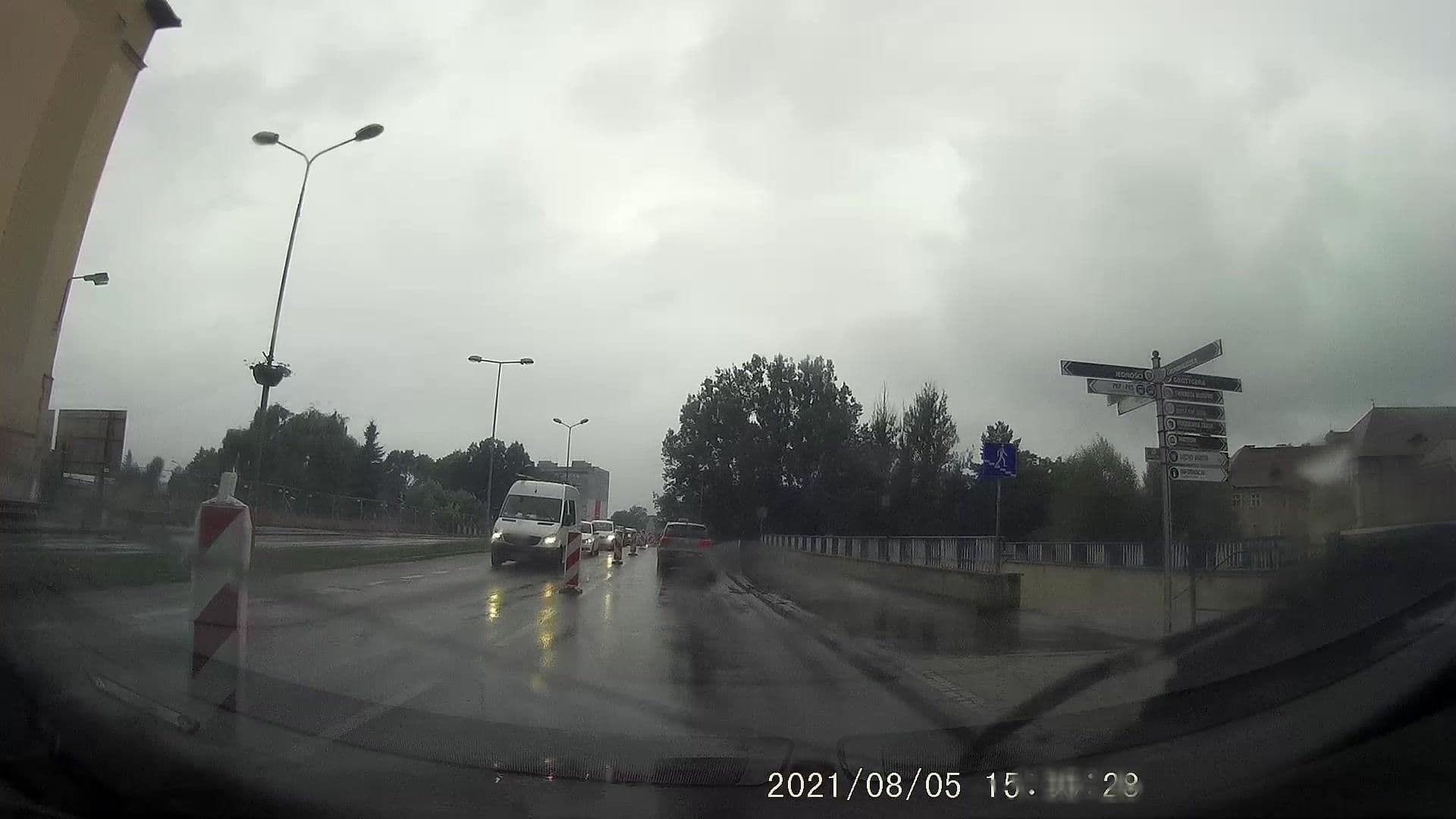Street view near Fenix. PHU. Ciuła Z., Kłodzko — © dasza (CC BY-SA · Mapillary)