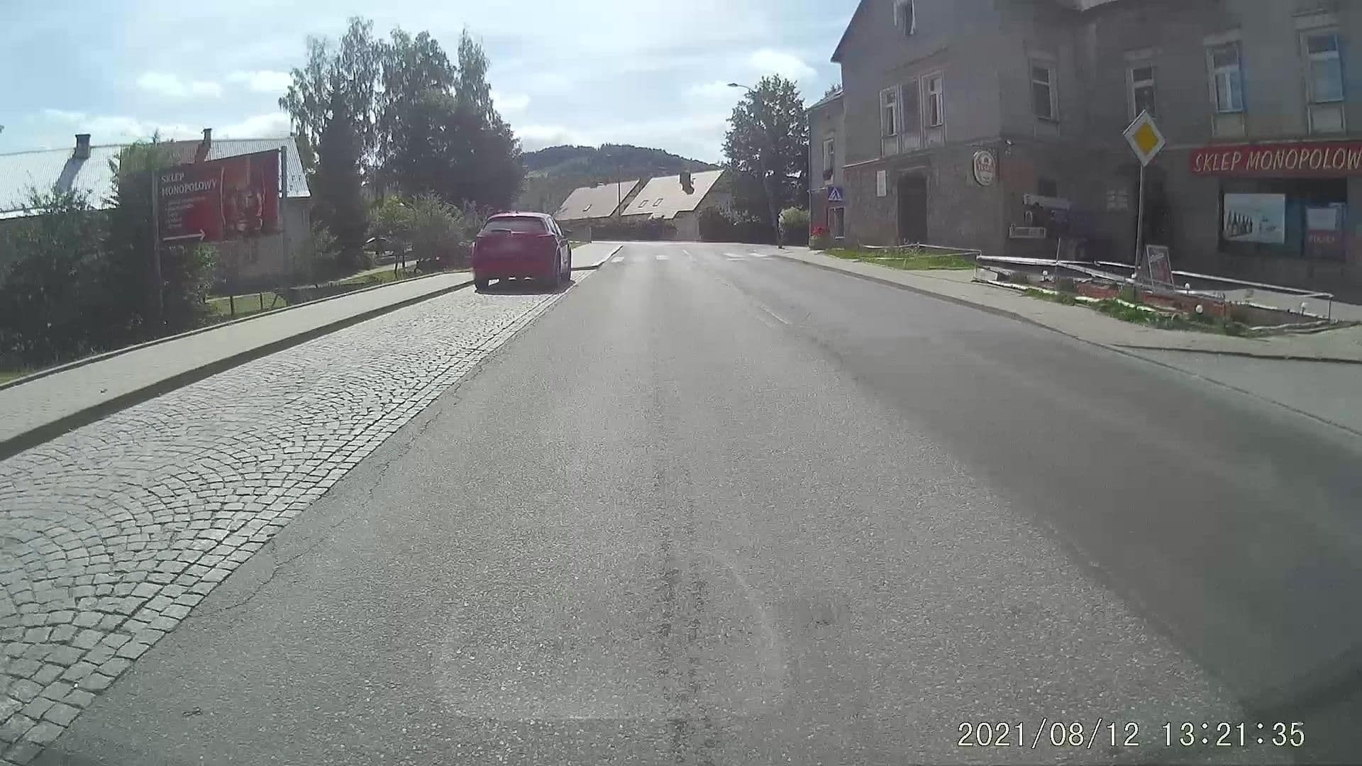 Street view near Firma Usługowo Turystyczna As Zbigniew Dyląg, Stronie Śląskie — © dasza (CC BY-SA · Mapillary)