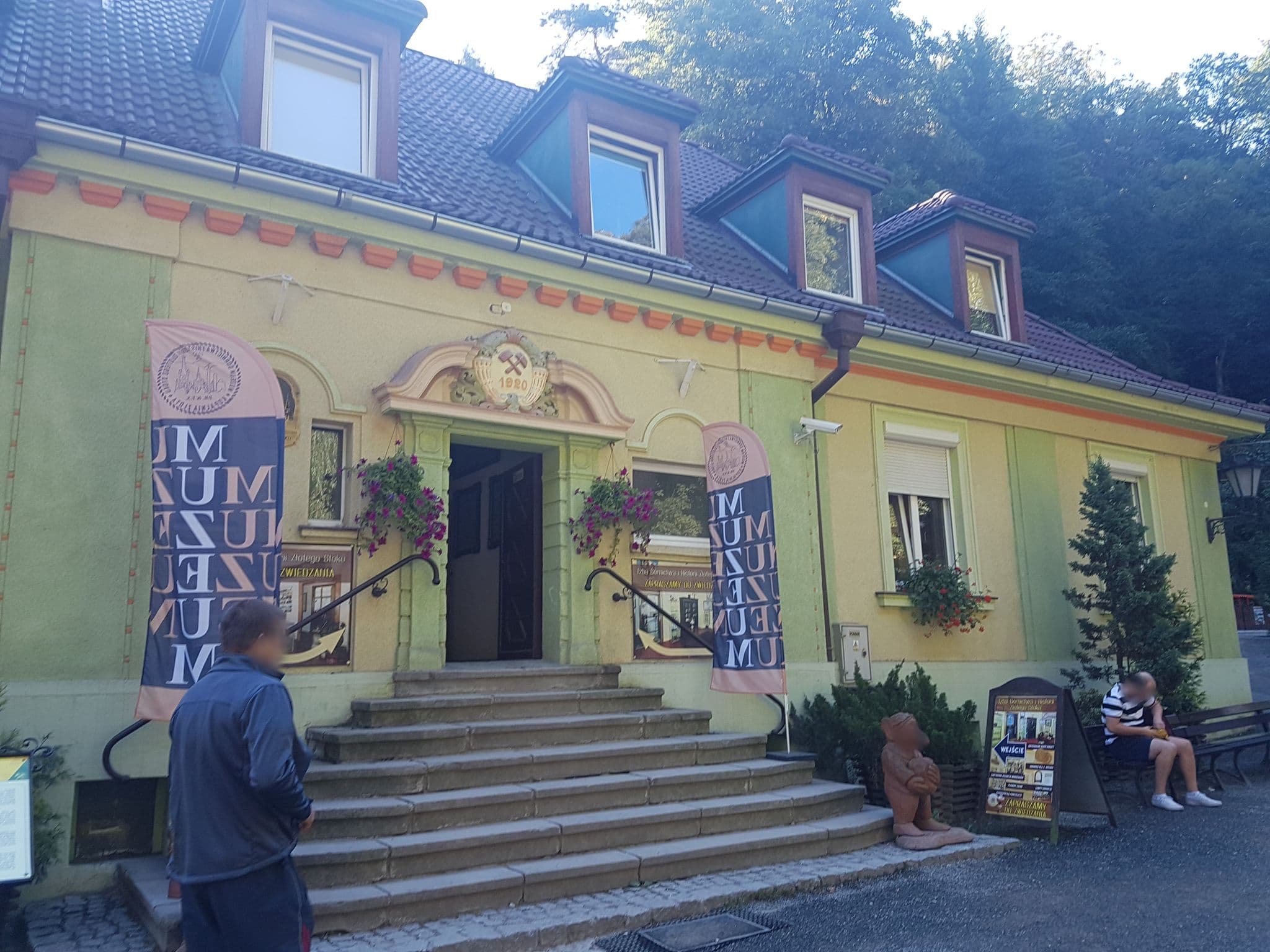 Street view near Pensjonat Złoty Jar, Złoty Stok — © ogladaj (CC BY-SA · Mapillary)